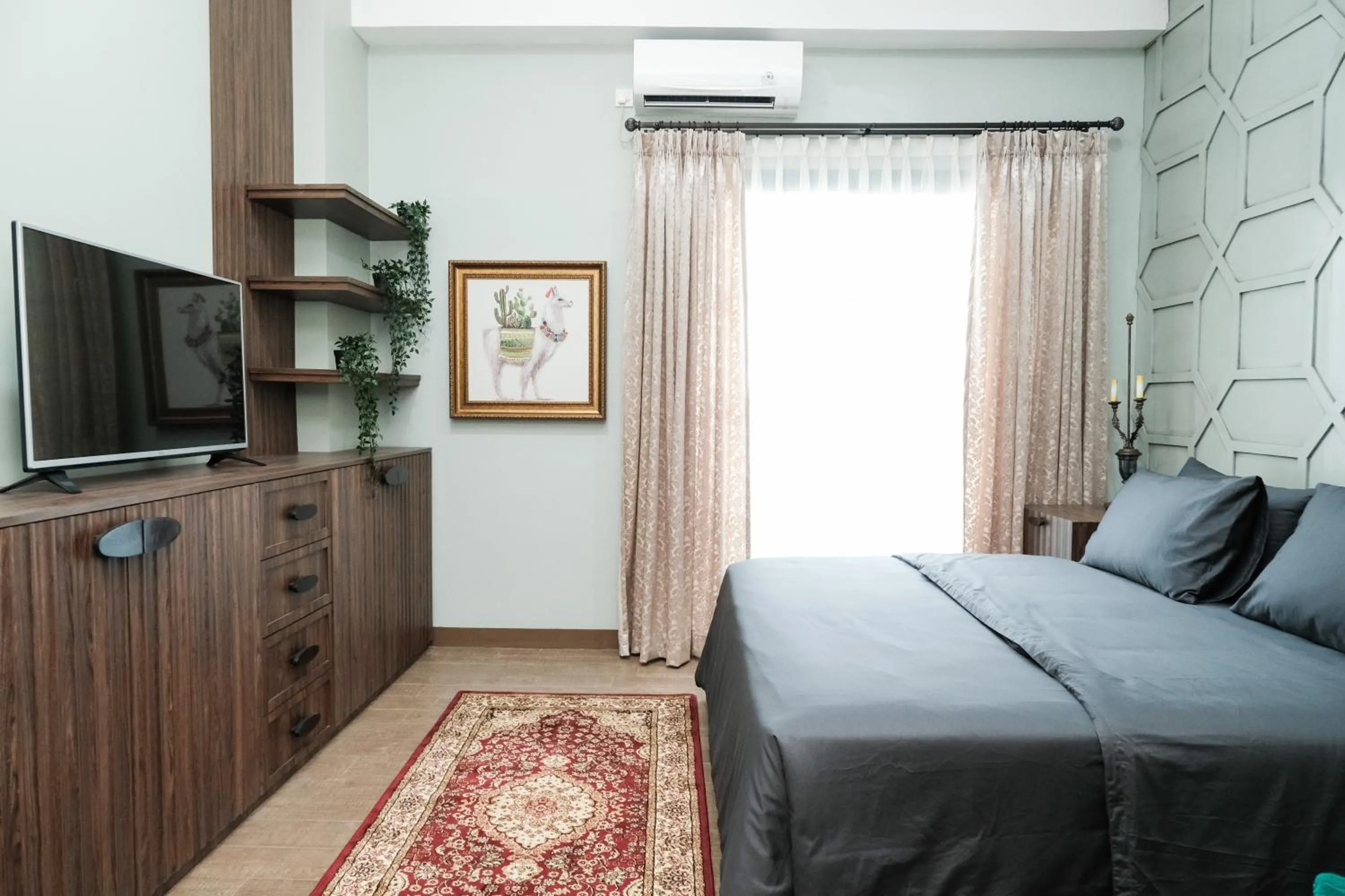 Bedroom, Bed in Nonies Huis Cibubur