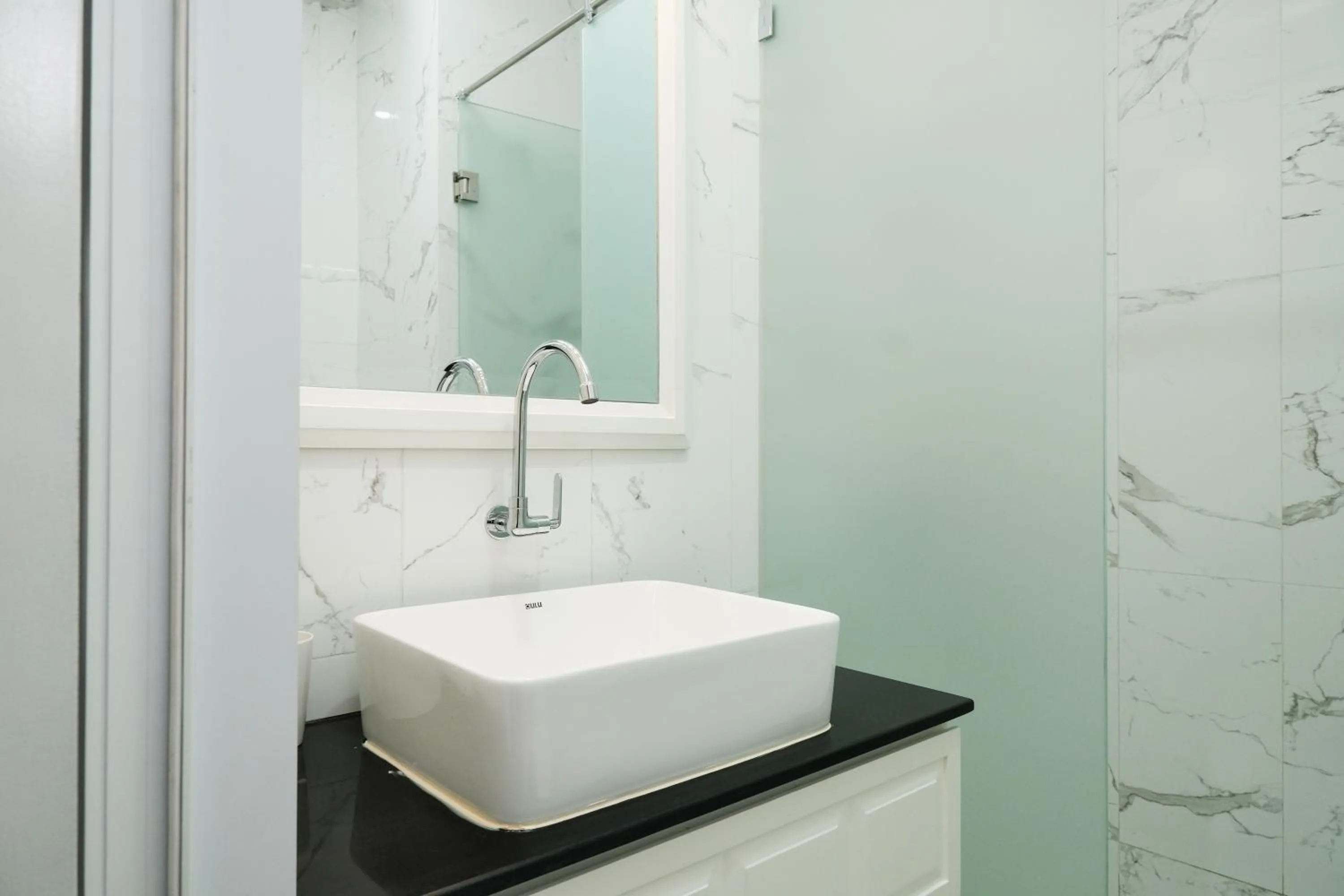 Bathroom in Nonies Huis Cibubur