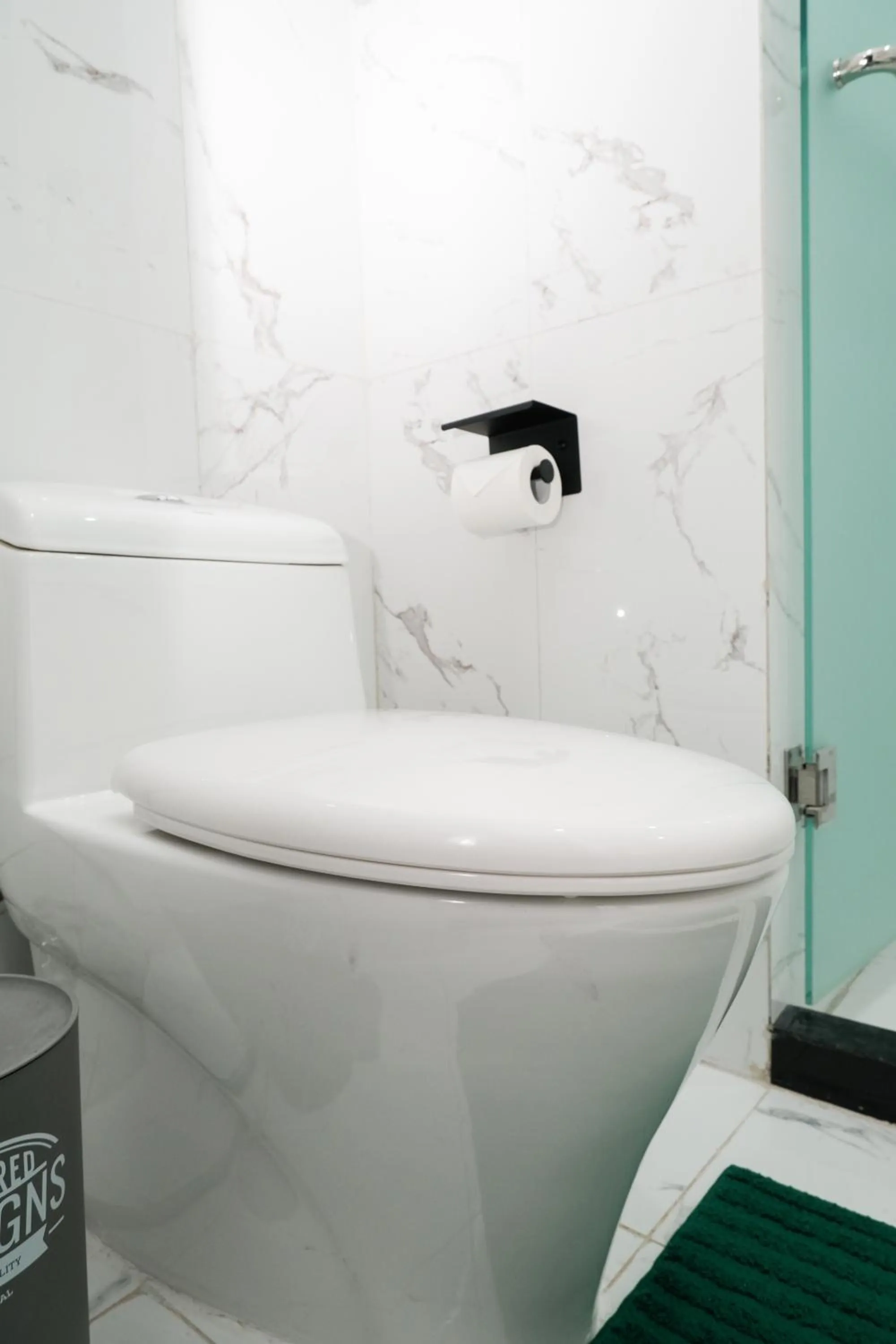 Bathroom in Nonies Huis Cibubur