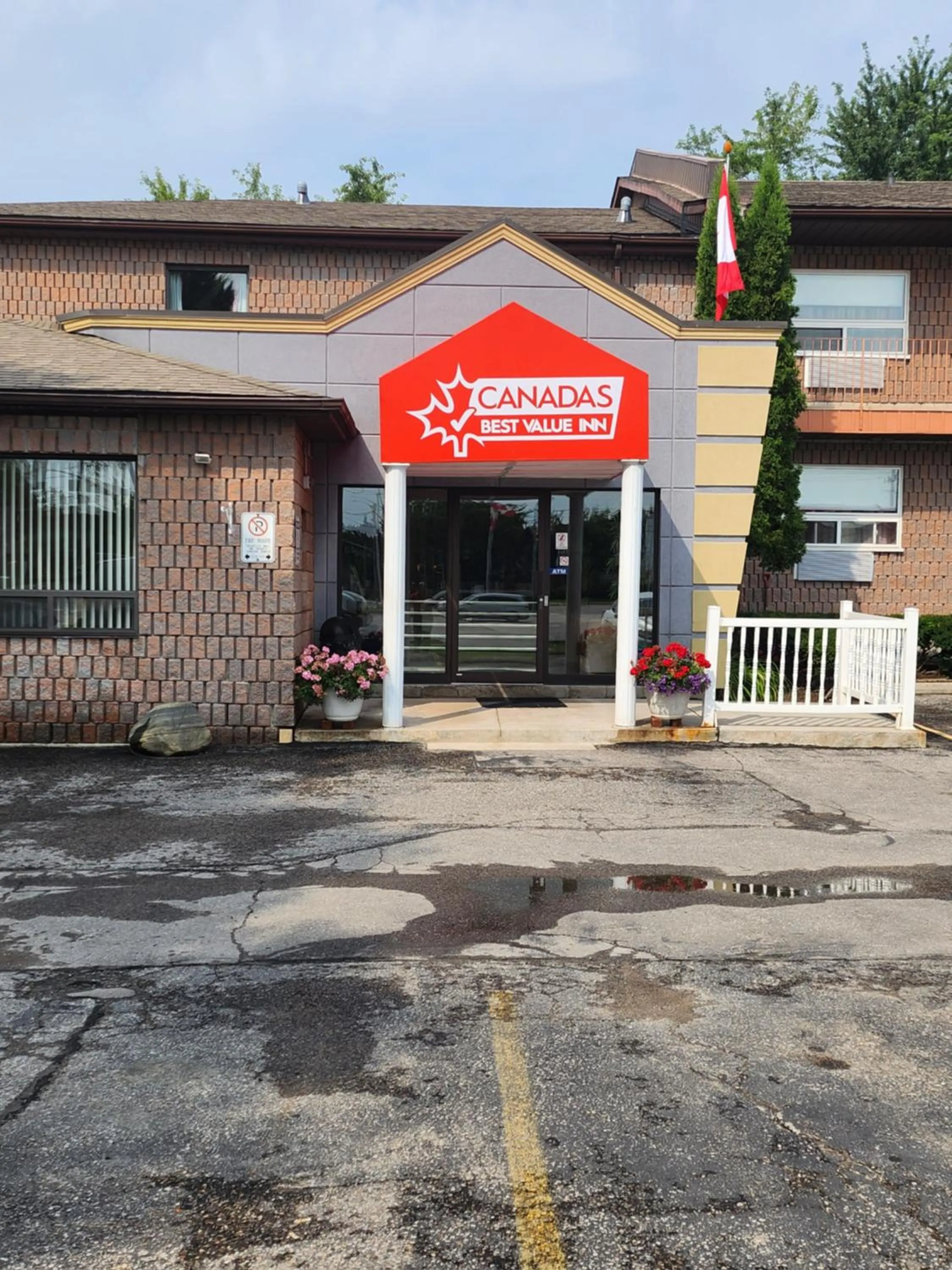 Canadas Best Value Inn-Richmond Hill