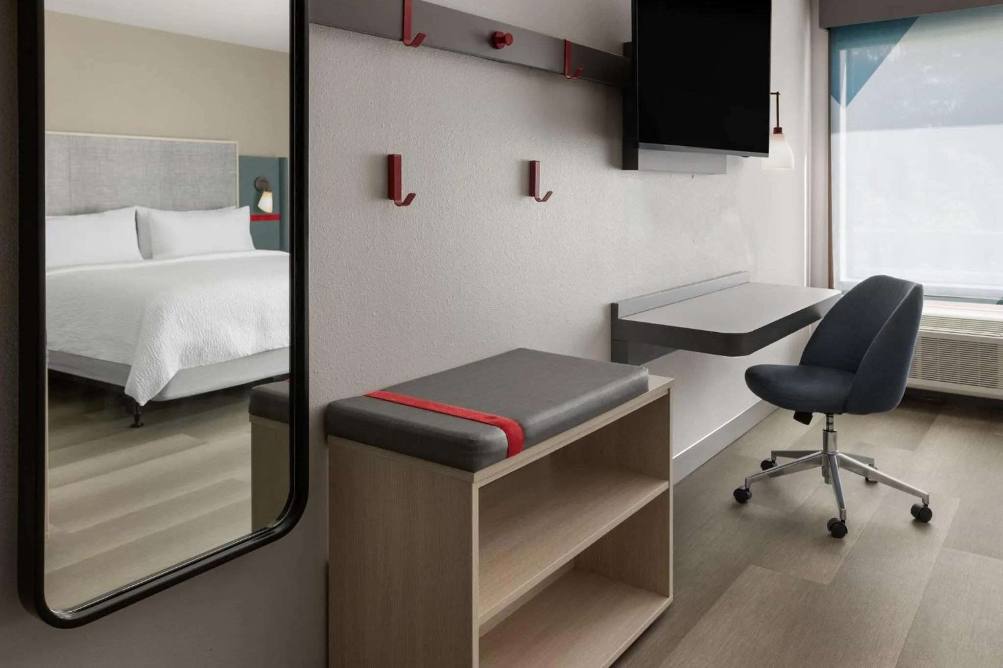 Photo of the whole room, Bed in avid hotels - Millsboro - Georgetown South by IHG