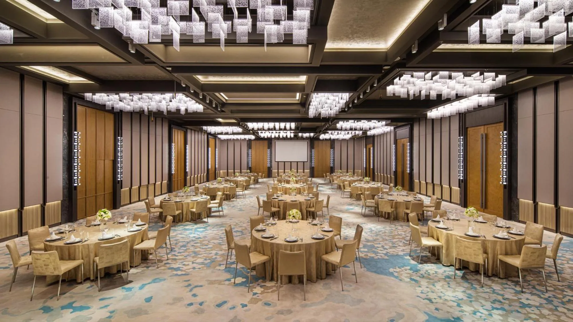 Banquet/Function facilities in Hotel Indigo Suzhou Yangcheng Lake by IHG