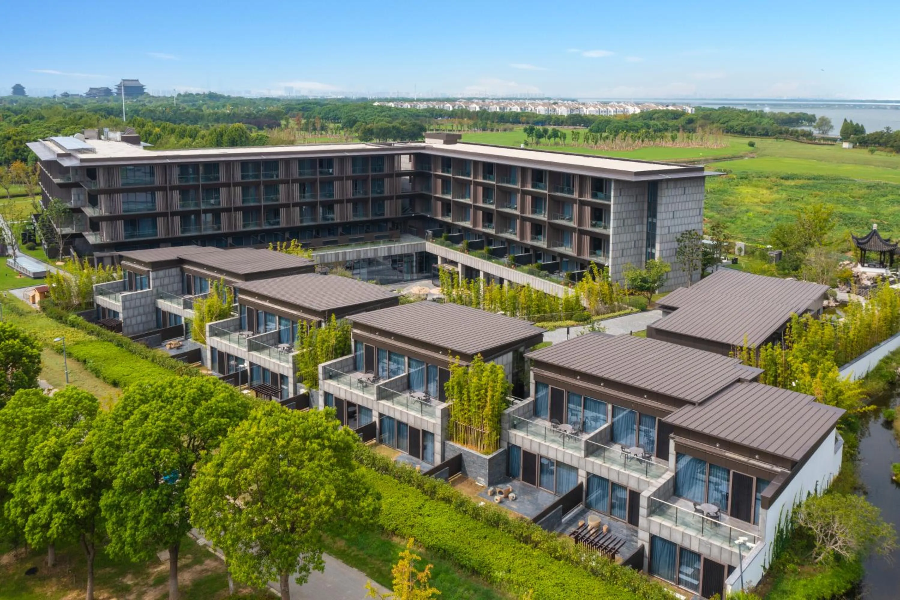 Property building in Hotel Indigo Suzhou Yangcheng Lake by IHG
