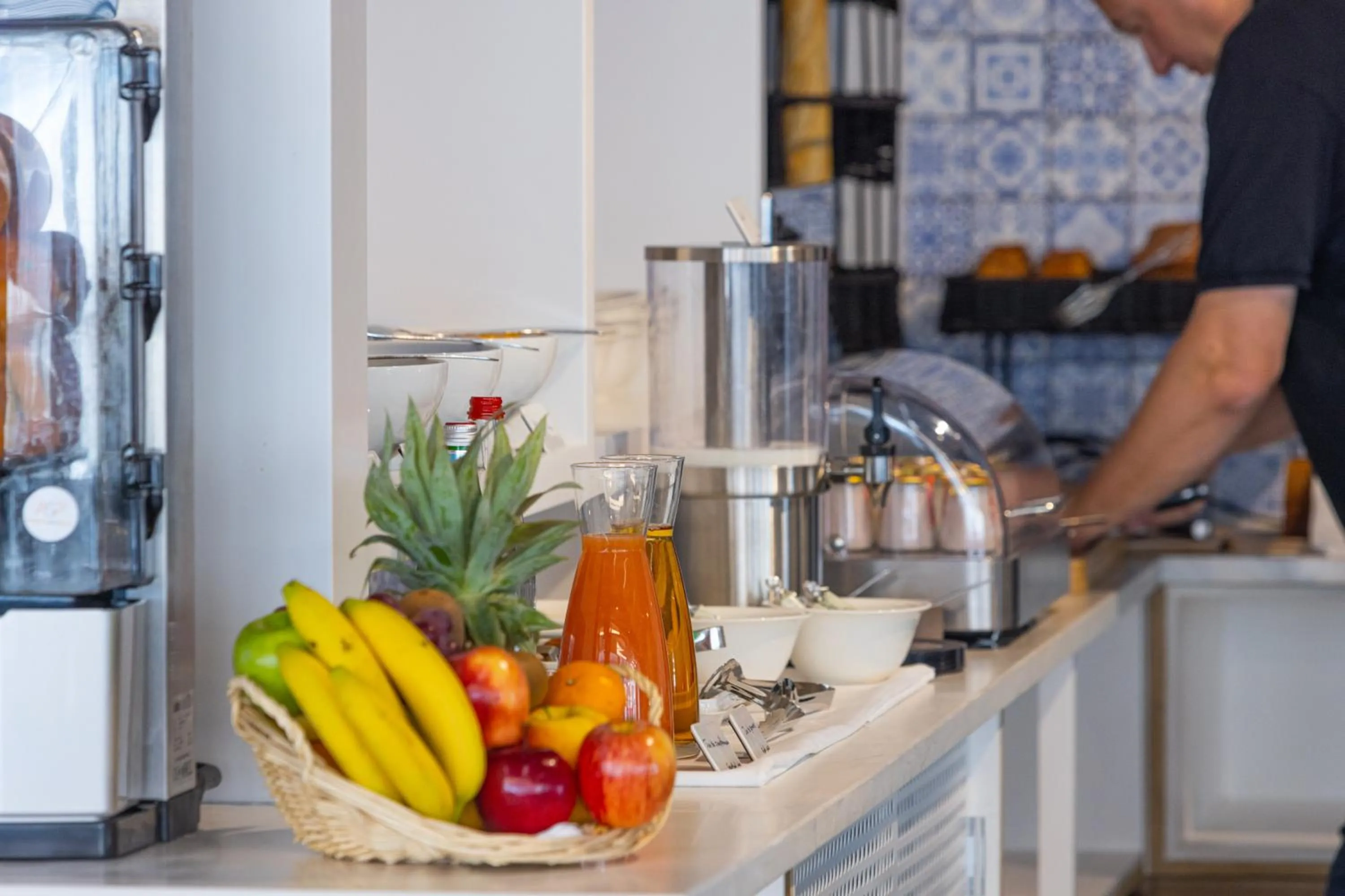 Food and drinks in Hotel Indigo Cagnes-sur-Mer by IHG