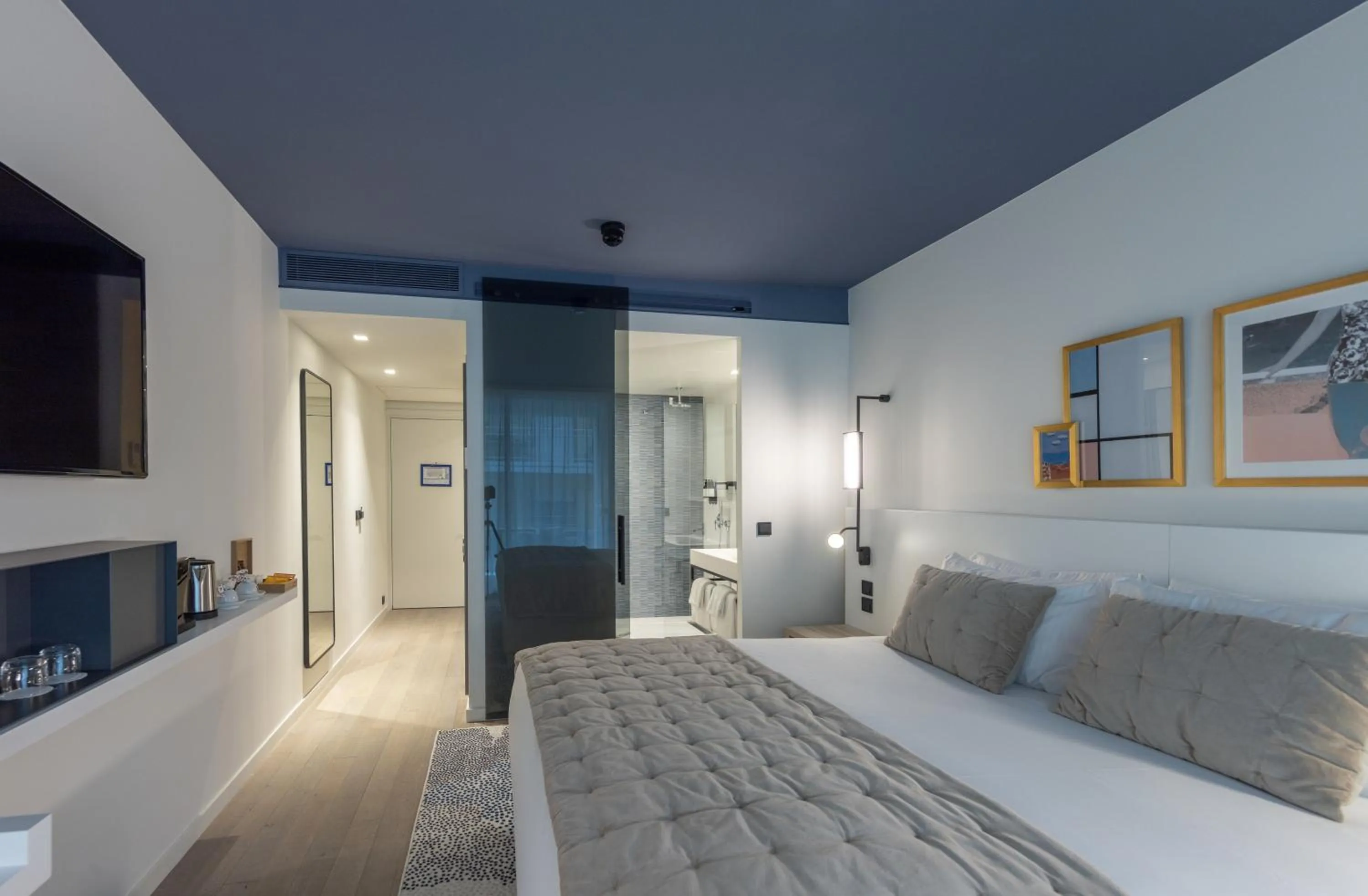 Photo of the whole room, Bed in Hotel Indigo Cagnes-sur-Mer by IHG