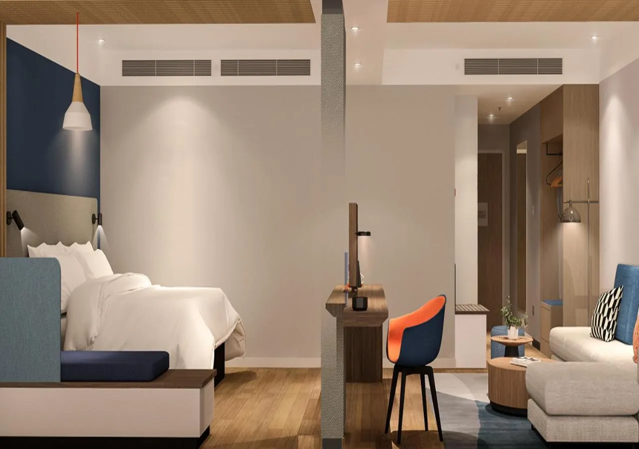 Photo of the whole room, Bed in Holiday Inn Express Xi'an High Tech South by IHG