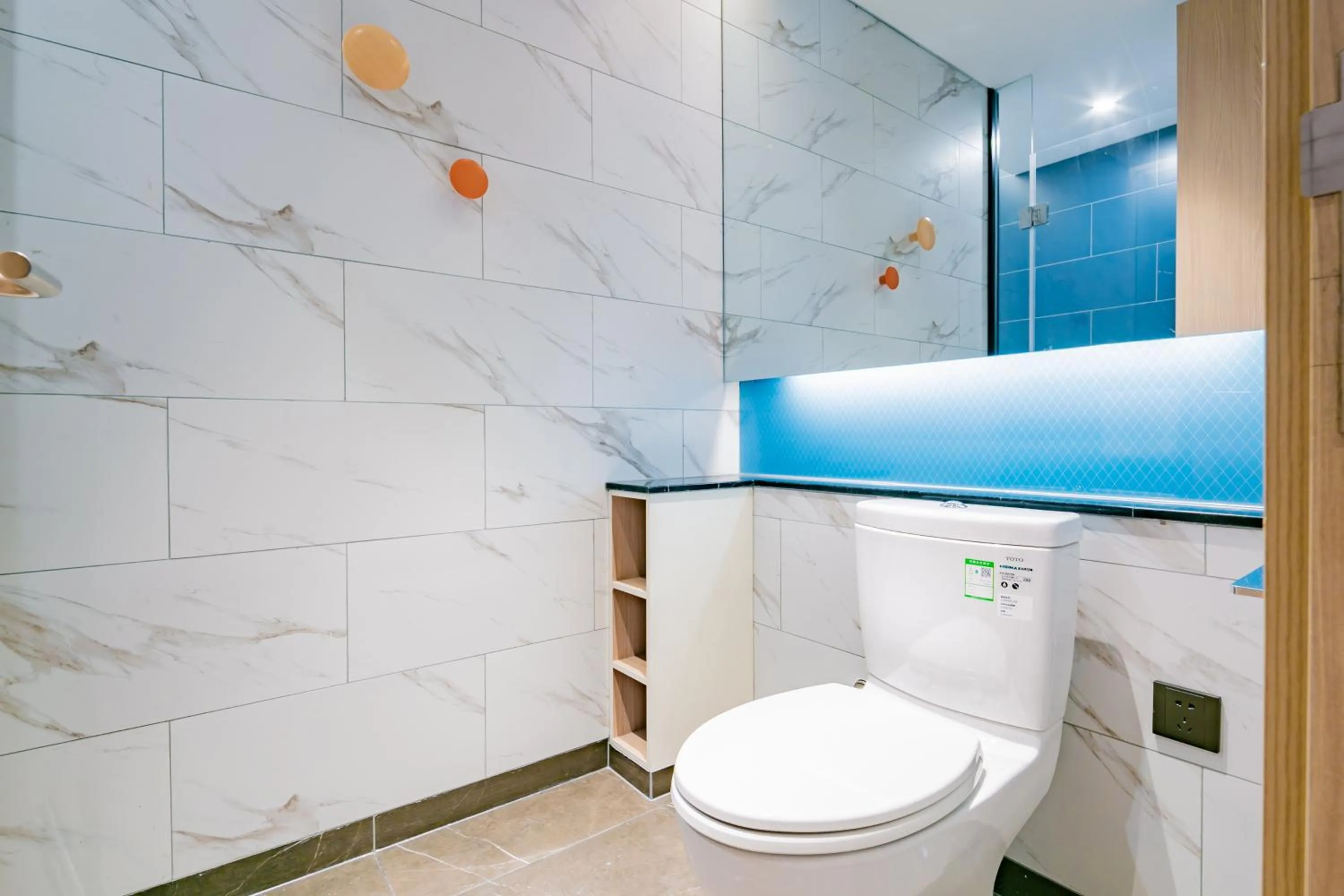 Toilet in Holiday Inn Express Xi'an High Tech Zone North by IHG