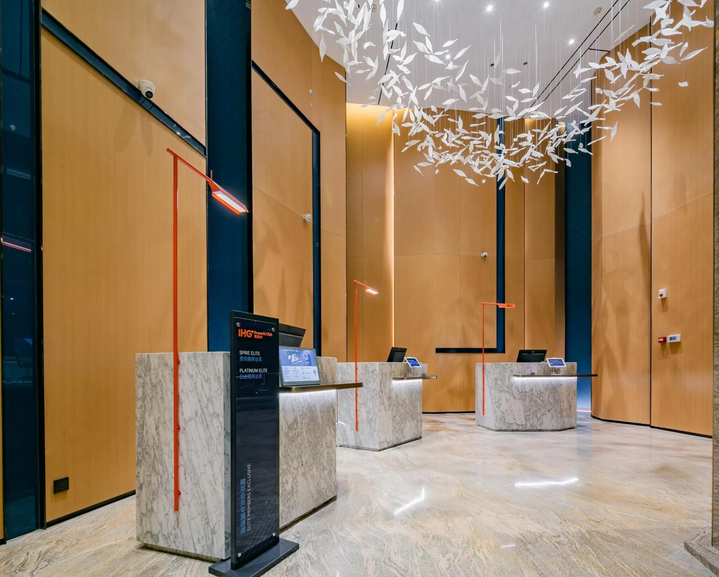 Lobby or reception in Holiday Inn Express Xi'an High Tech Zone North by IHG