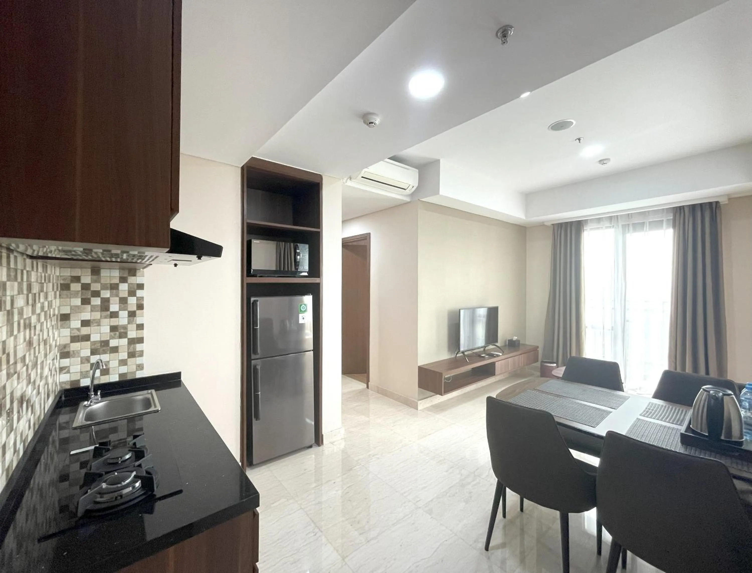 Kitchen or kitchenette in Kawana Golf Residence