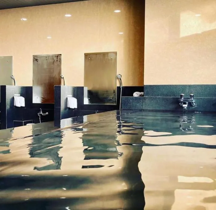 Hot Spring Bath in Kawana Golf Residence