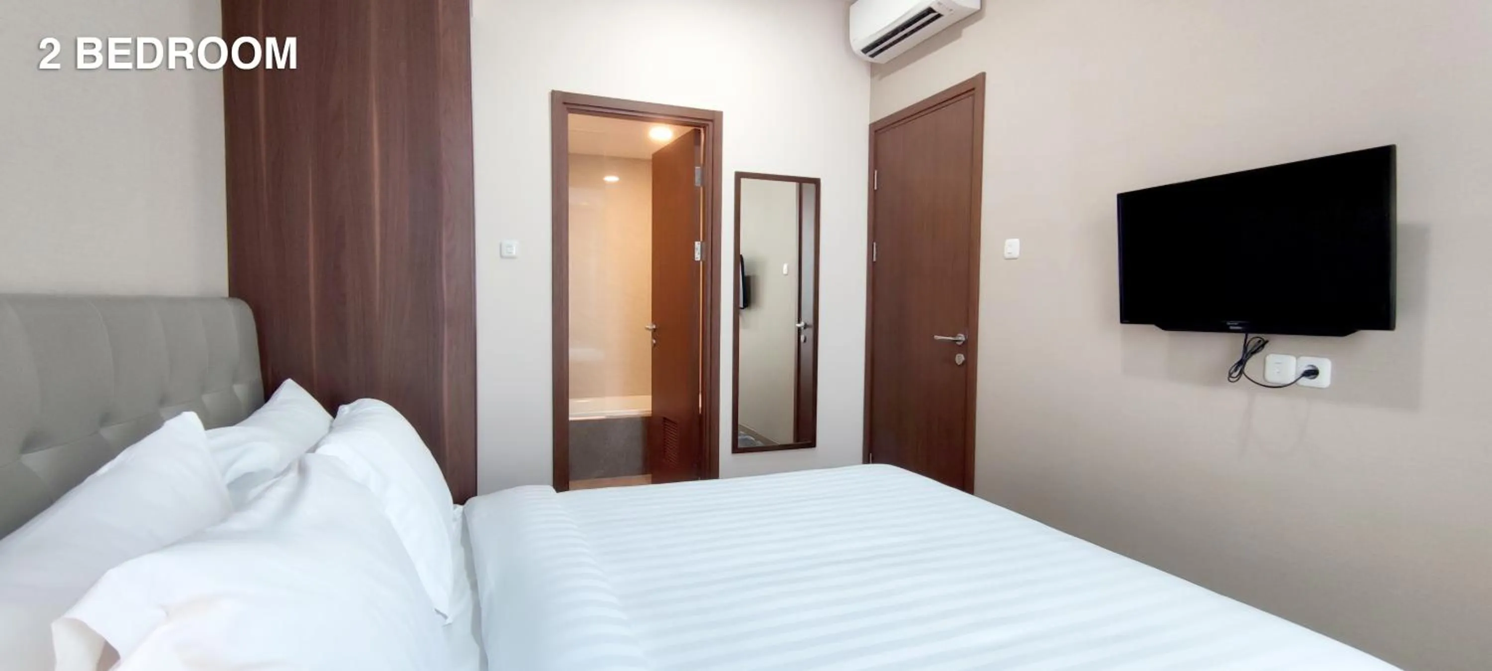 Bed in Kawana Golf Residence