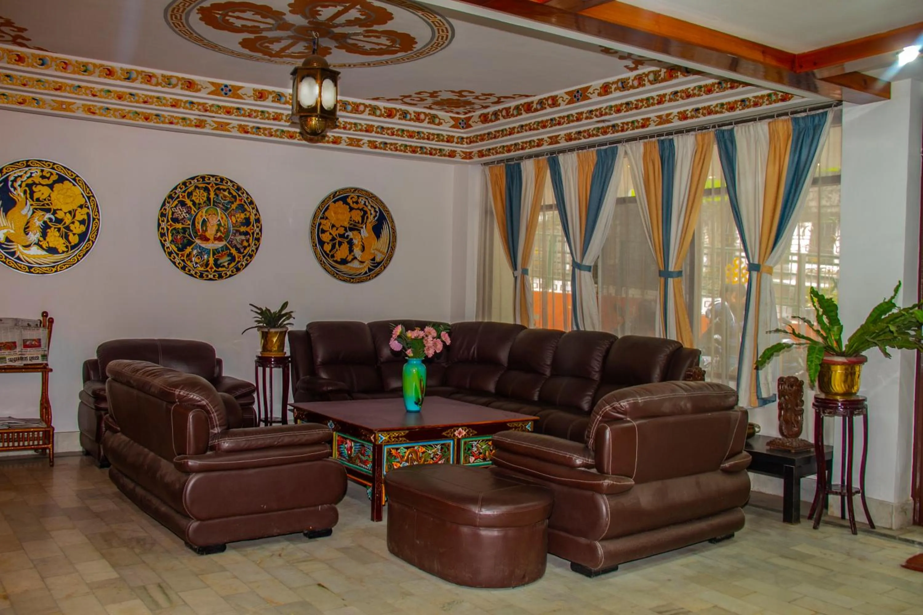 Property building in Central Hill Resort The Mall Road