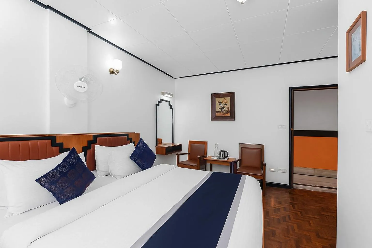 Bed in Central Hill Resort The Mall Road