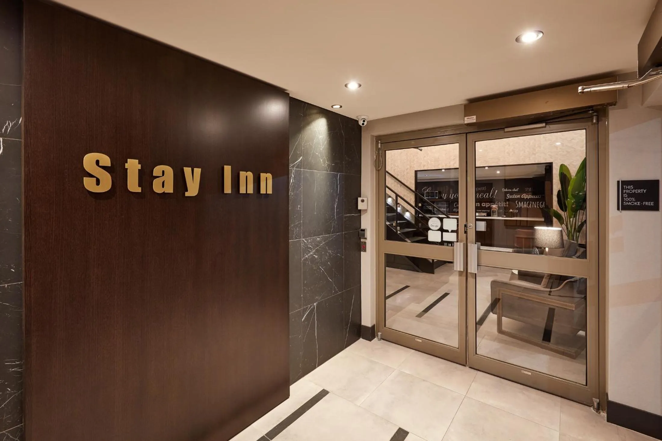 Facade/entrance in Stay Inn Hotel Toronto