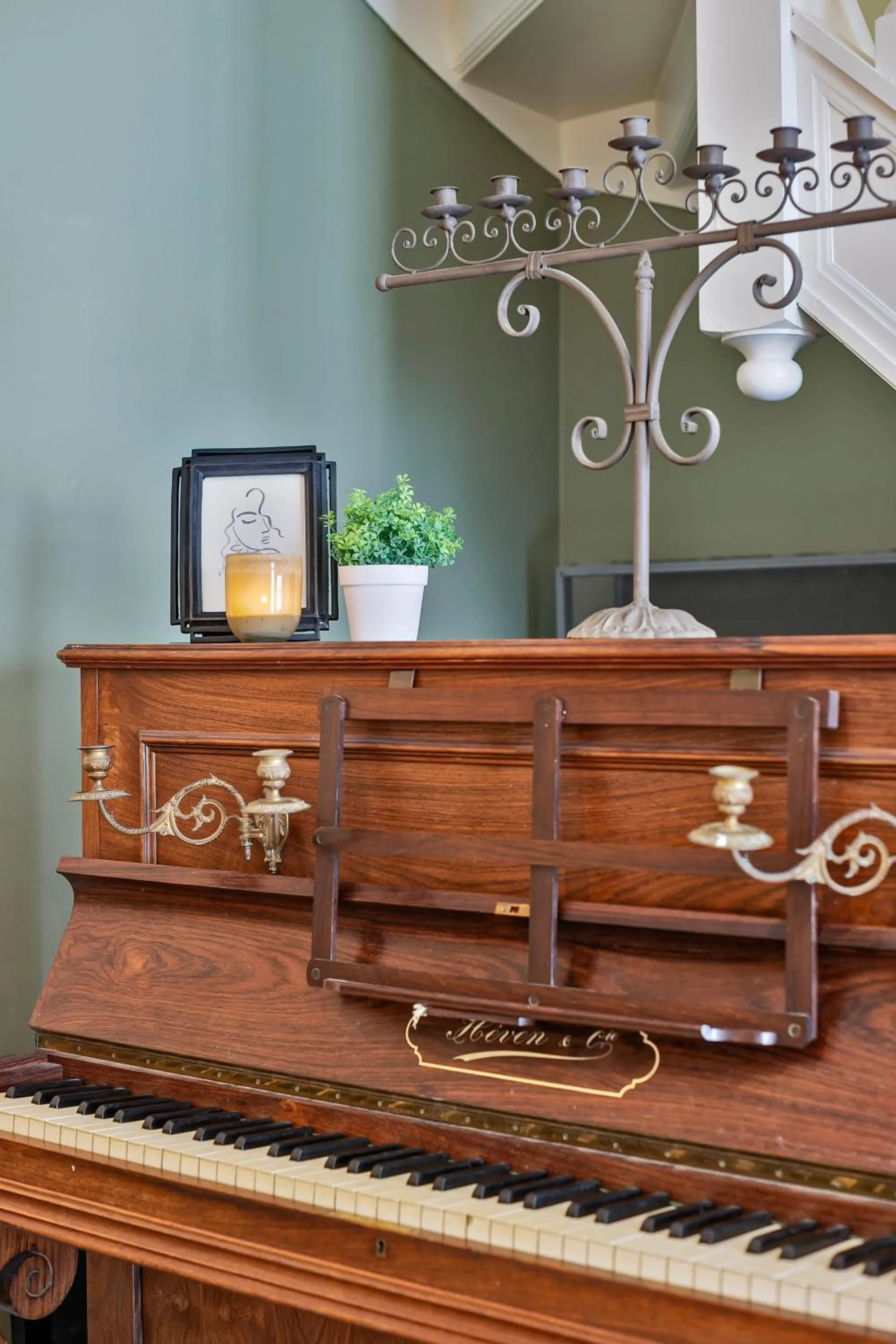 Decorative detail in Huswell - Charming getaway in the historical city center