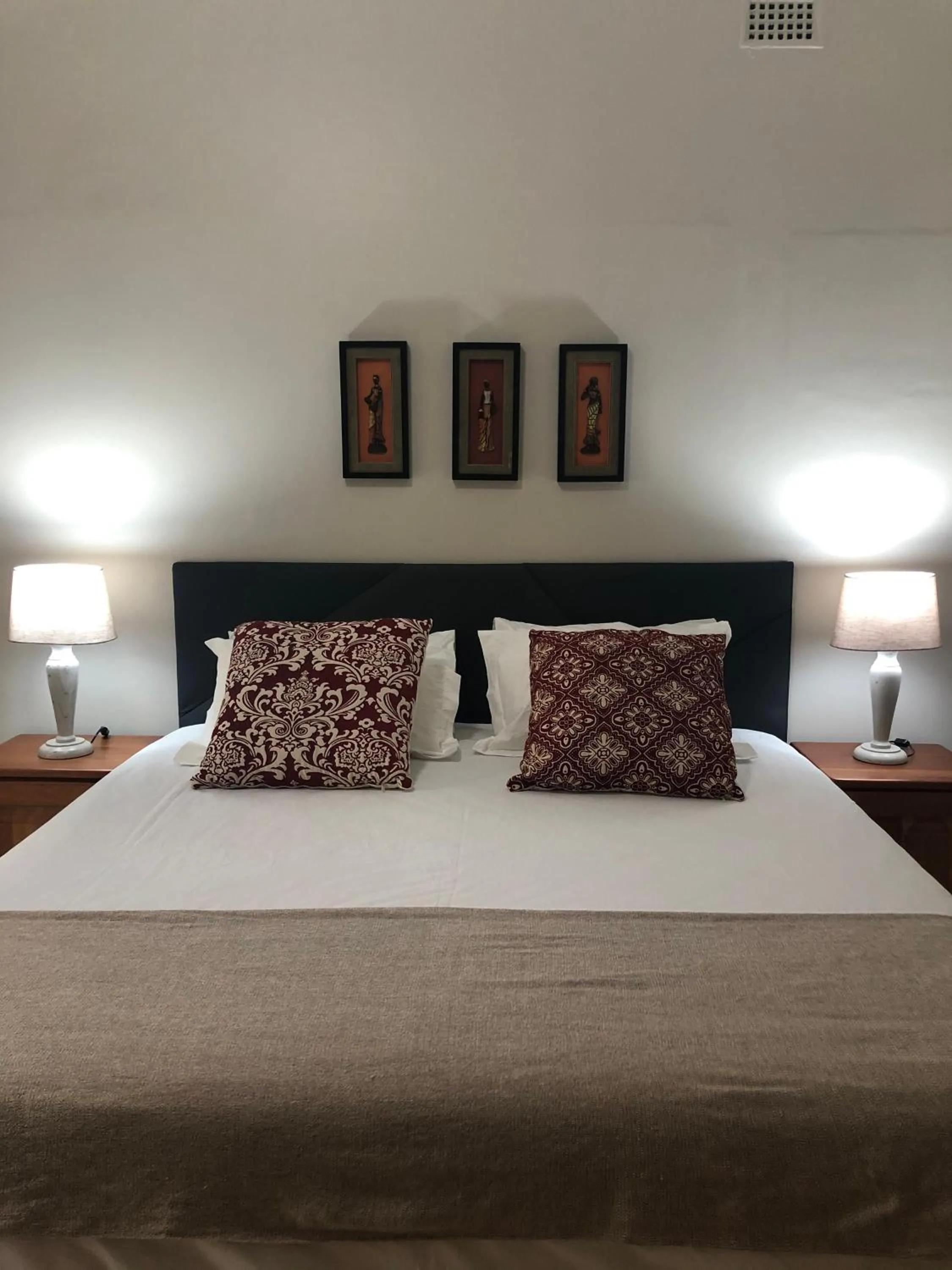 Bed in African Dreamz Guest House