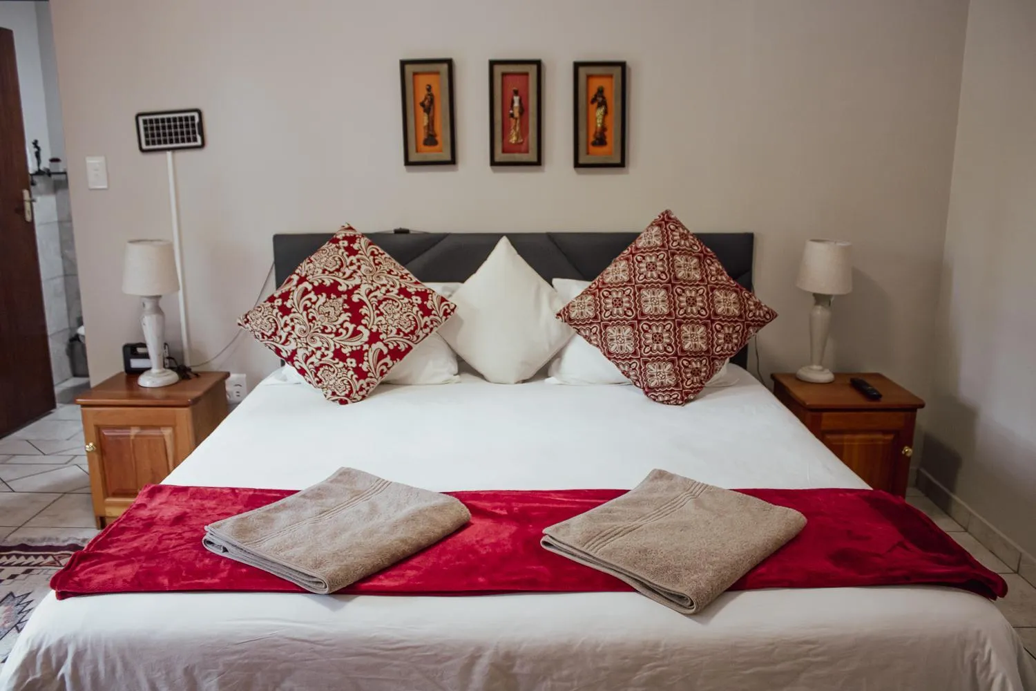 Bedroom, Bed in African Dreamz Guest House