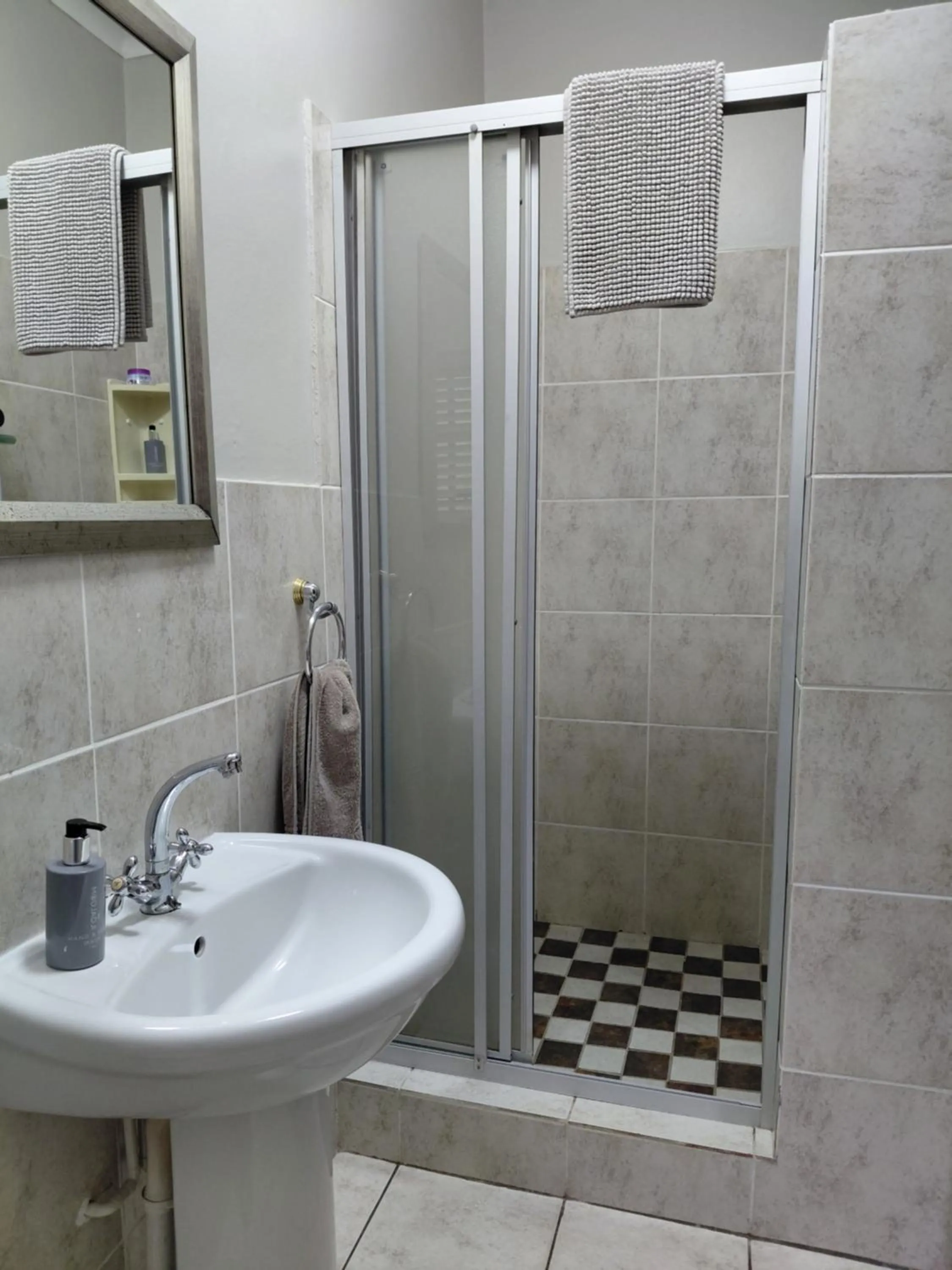 Bathroom in African Dreamz Guest House