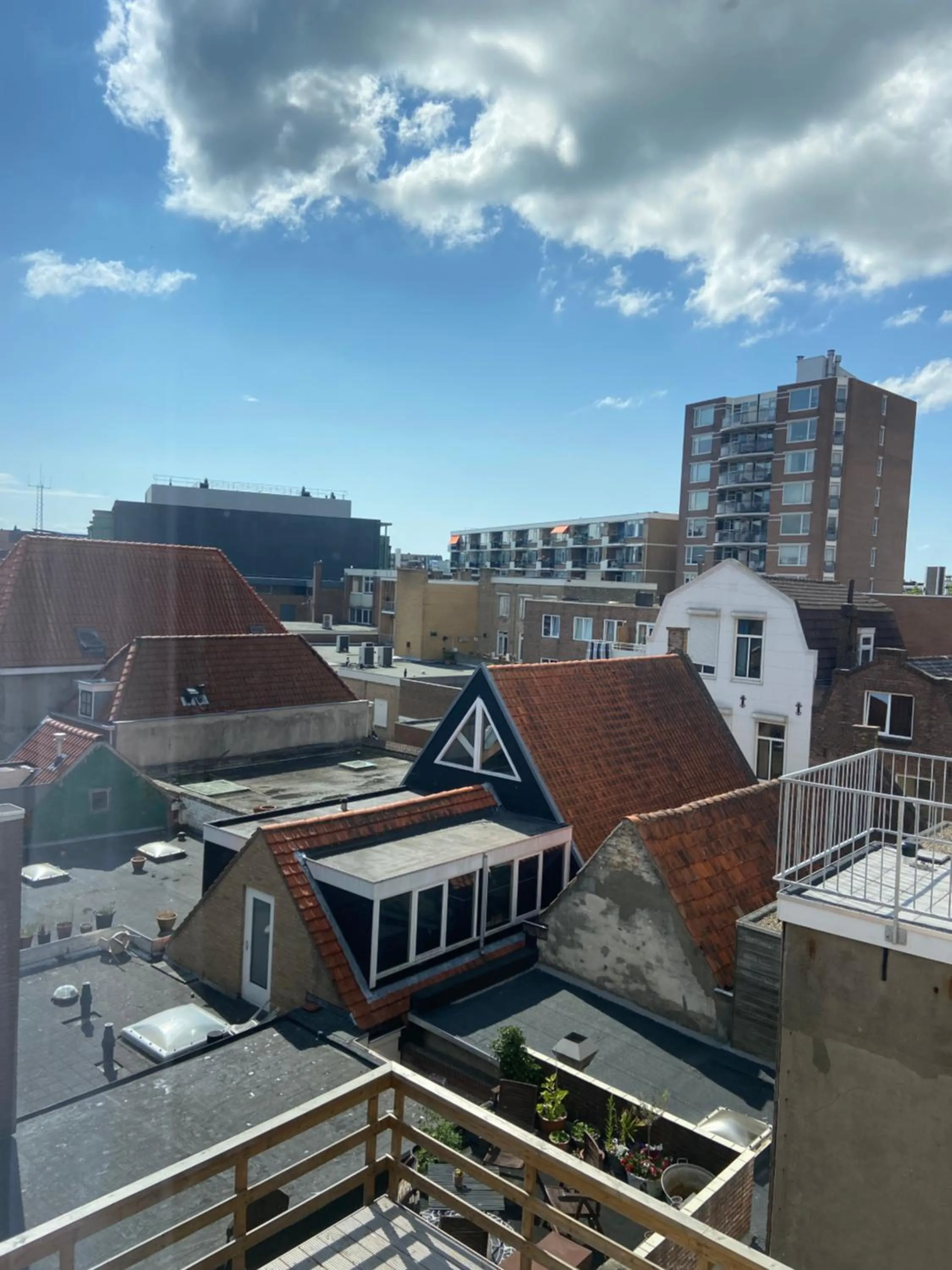 City view in Anna van Chiel