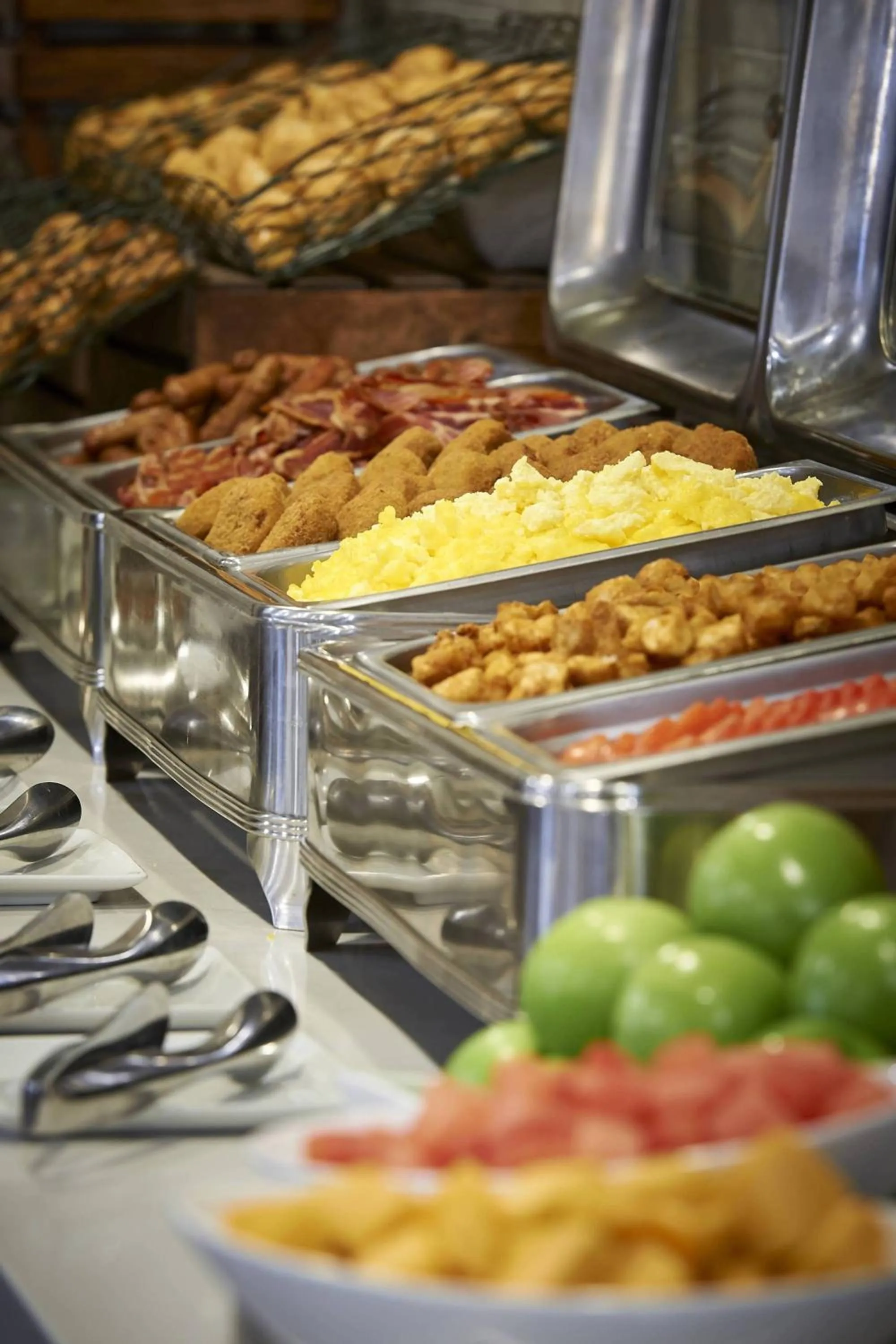 Breakfast in Delta Hotels by Marriott Toronto Mississauga