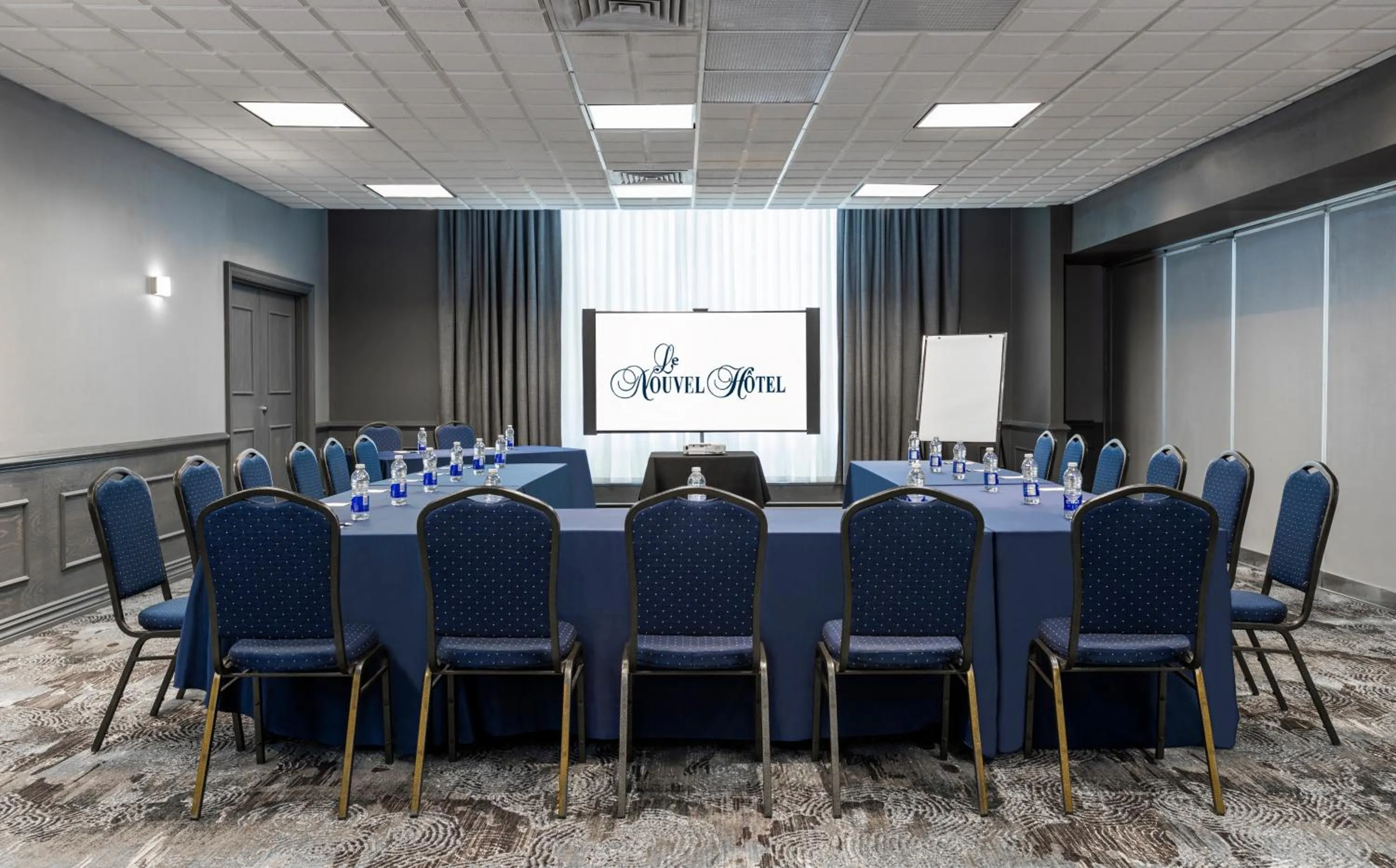 Meeting/conference room in Le Nouvel Hotel