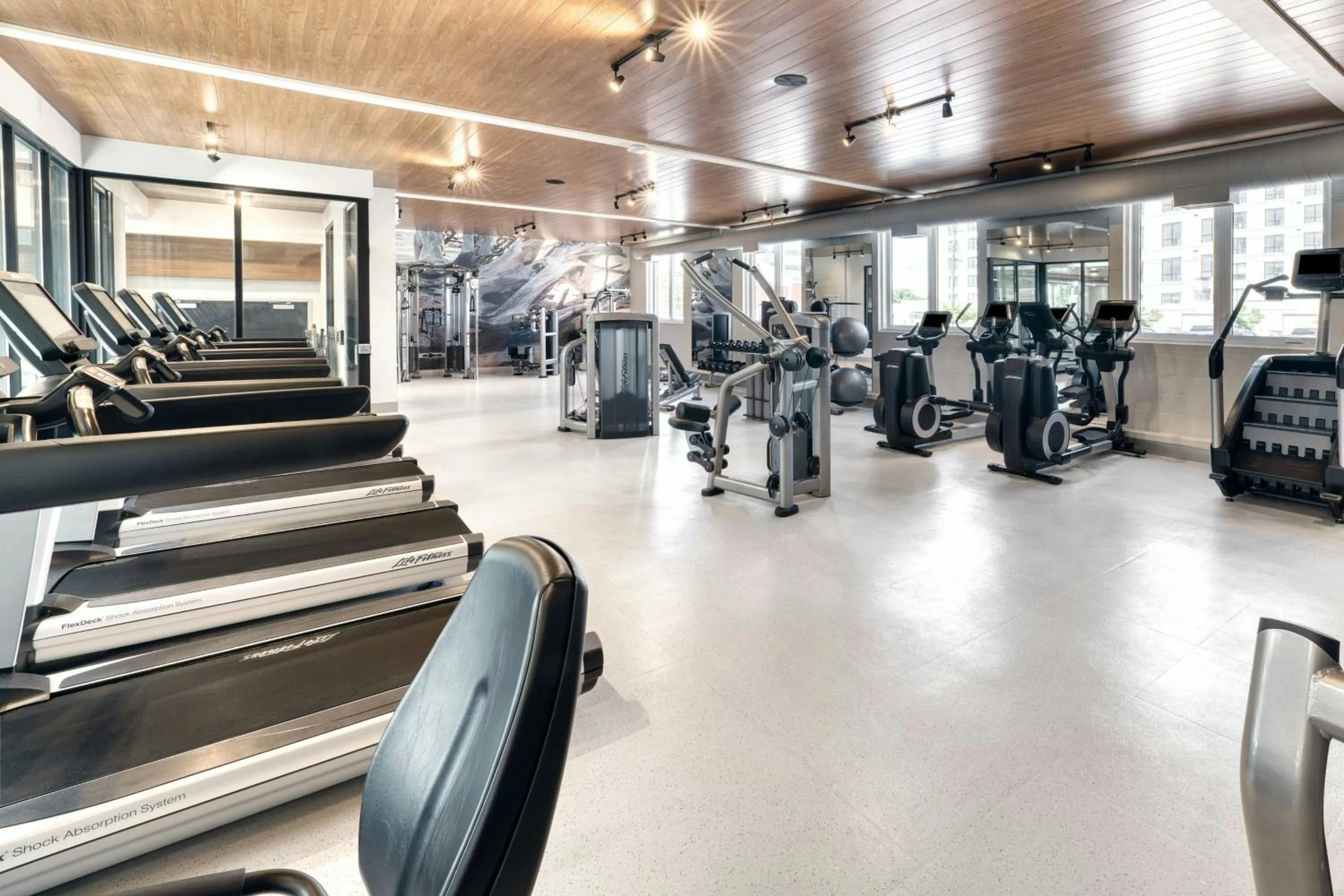 Fitness centre/facilities in The Insignia Hotel, Sarnia, a Tribute Portfolio Hotel