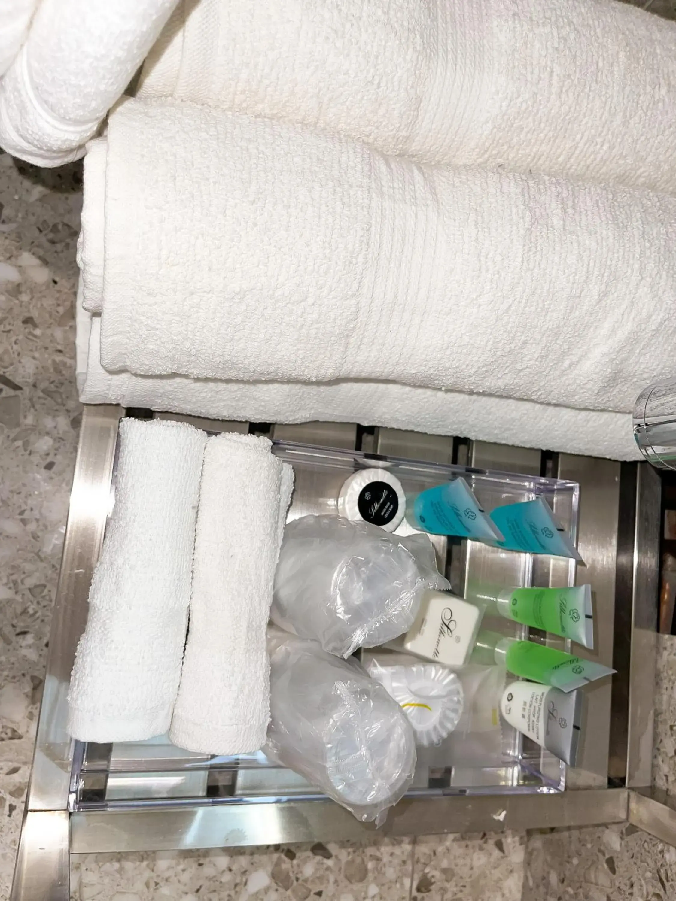 Deluxe Double Room in Hotel Saint-Andre Deluxe Double Room in Hotel Saint-Andre