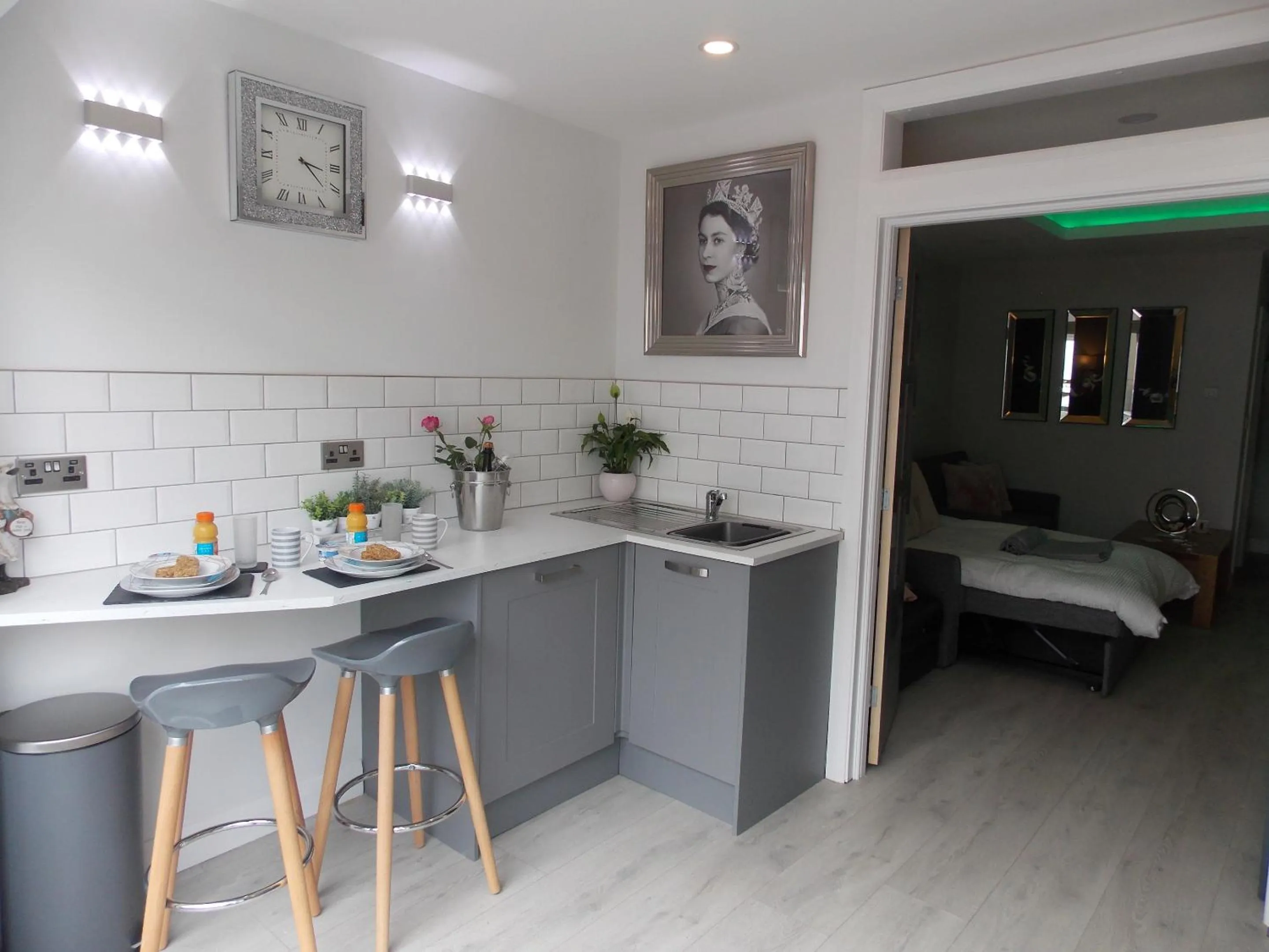 Kitchen or kitchenette in Eden Suite Sasco Apartments