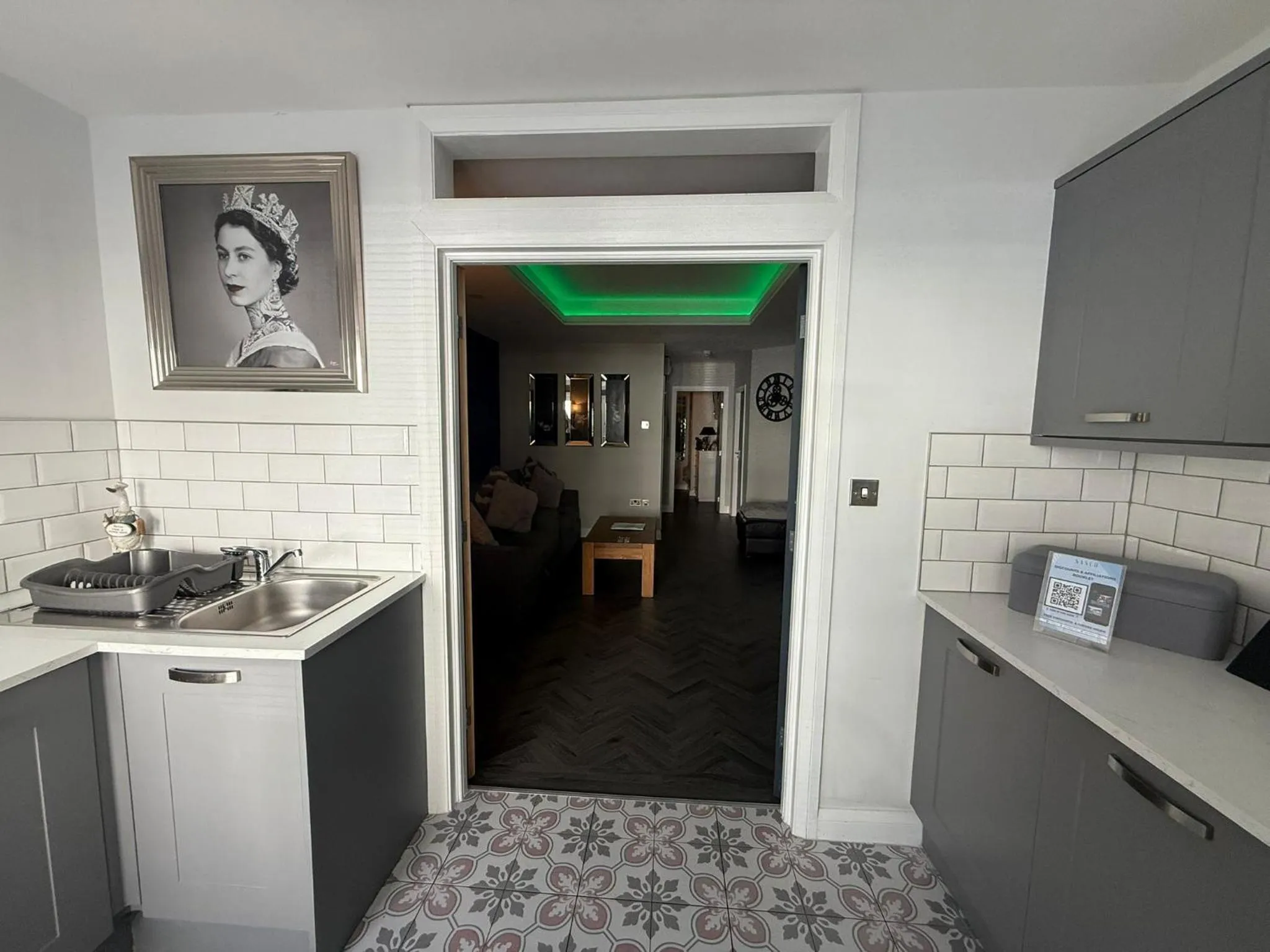 Kitchen or kitchenette in Eden Suite Sasco Apartments