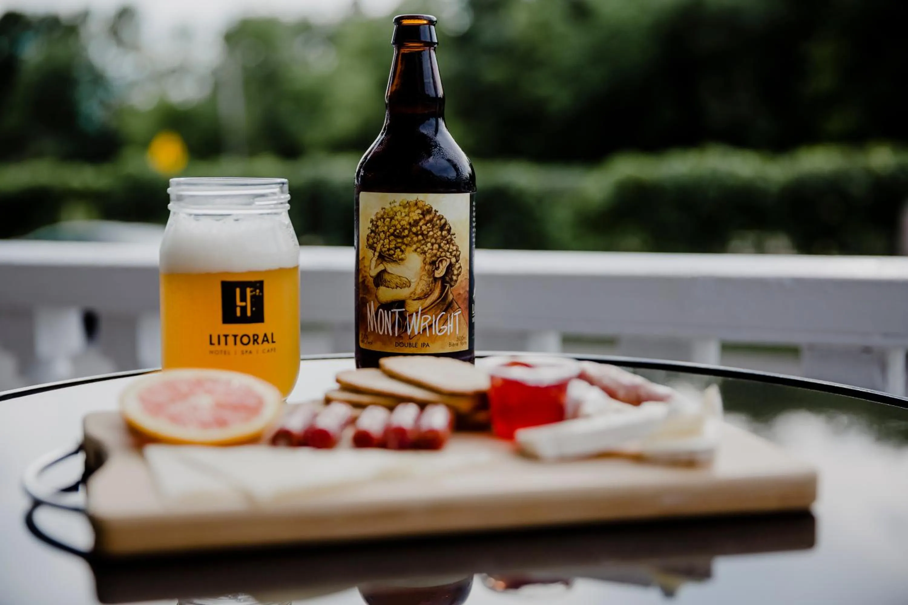 Lounge or bar in Hotel Le Littoral