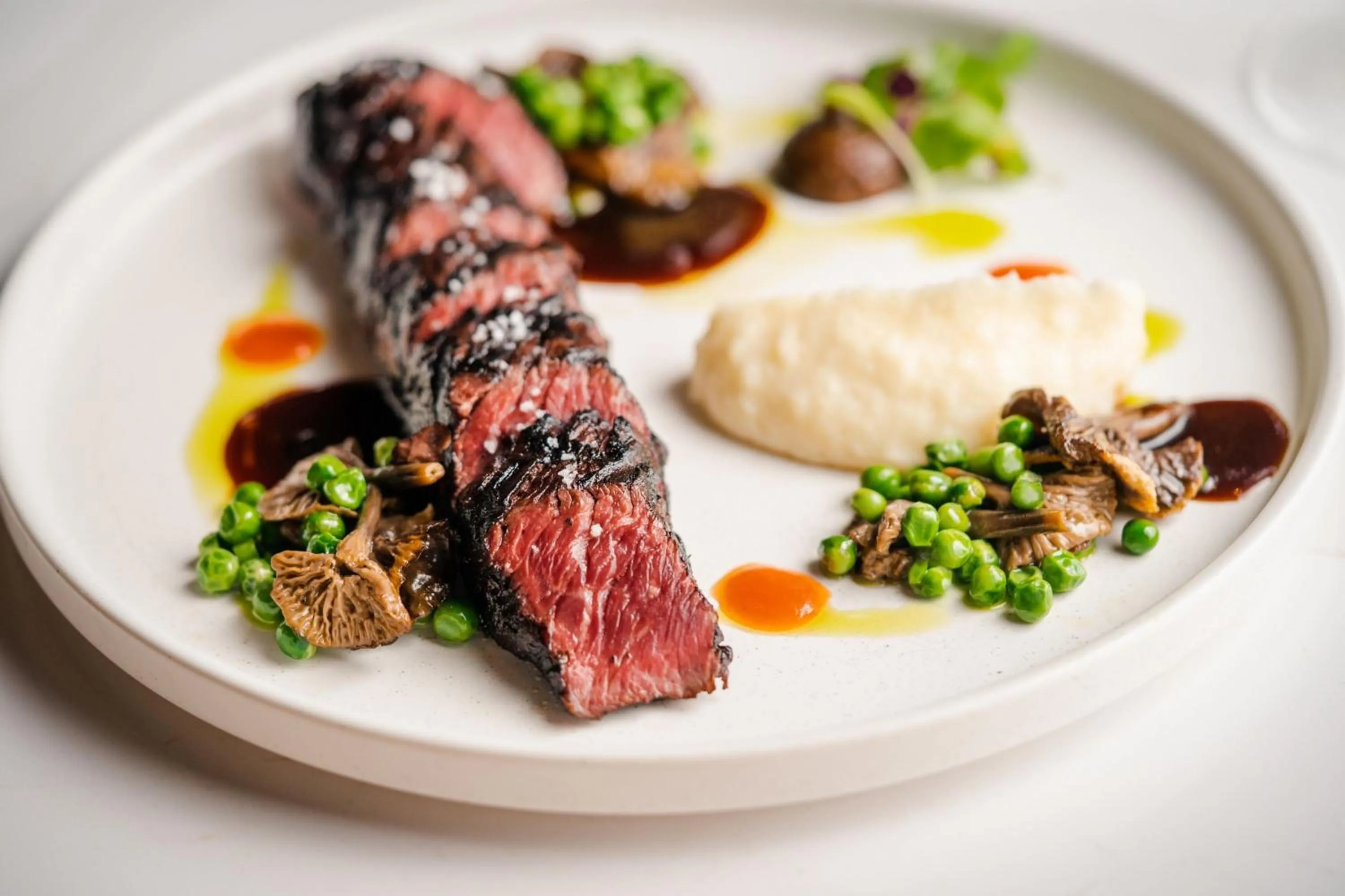 Restaurant/places to eat in Le Centre Sheraton Montreal Hotel