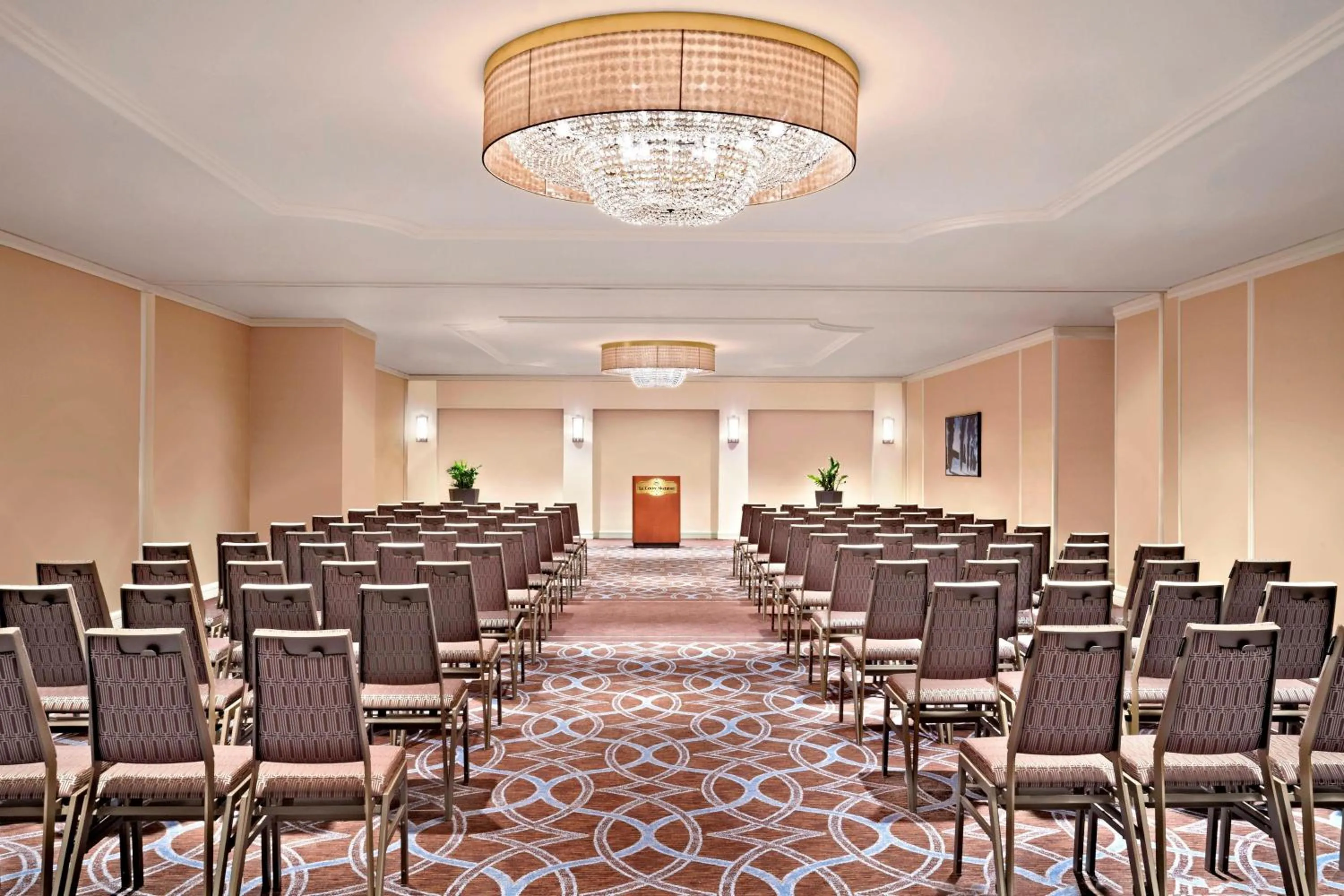 Meeting/conference room in Le Centre Sheraton Montreal Hotel