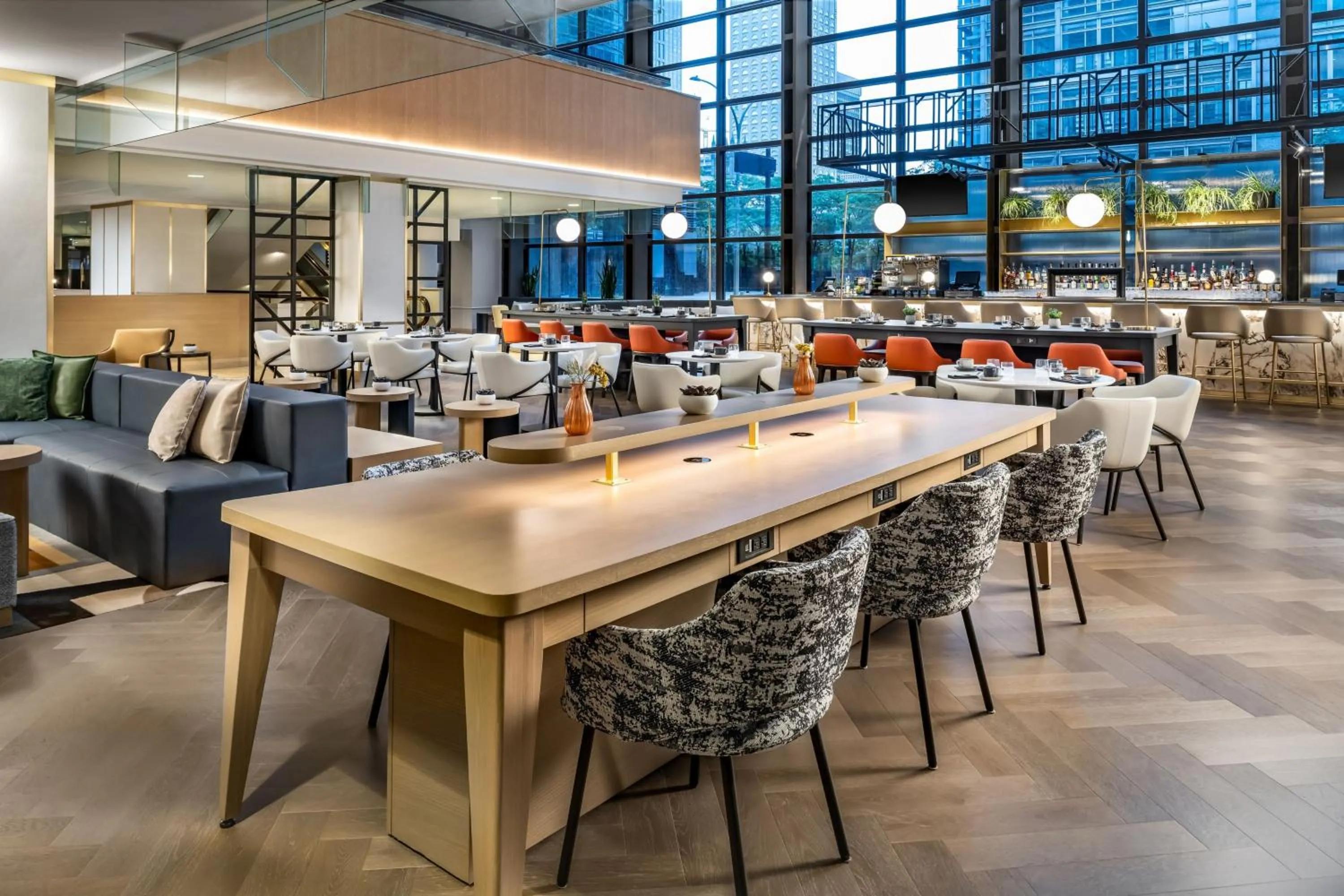 Lobby or reception in Le Centre Sheraton Montreal Hotel