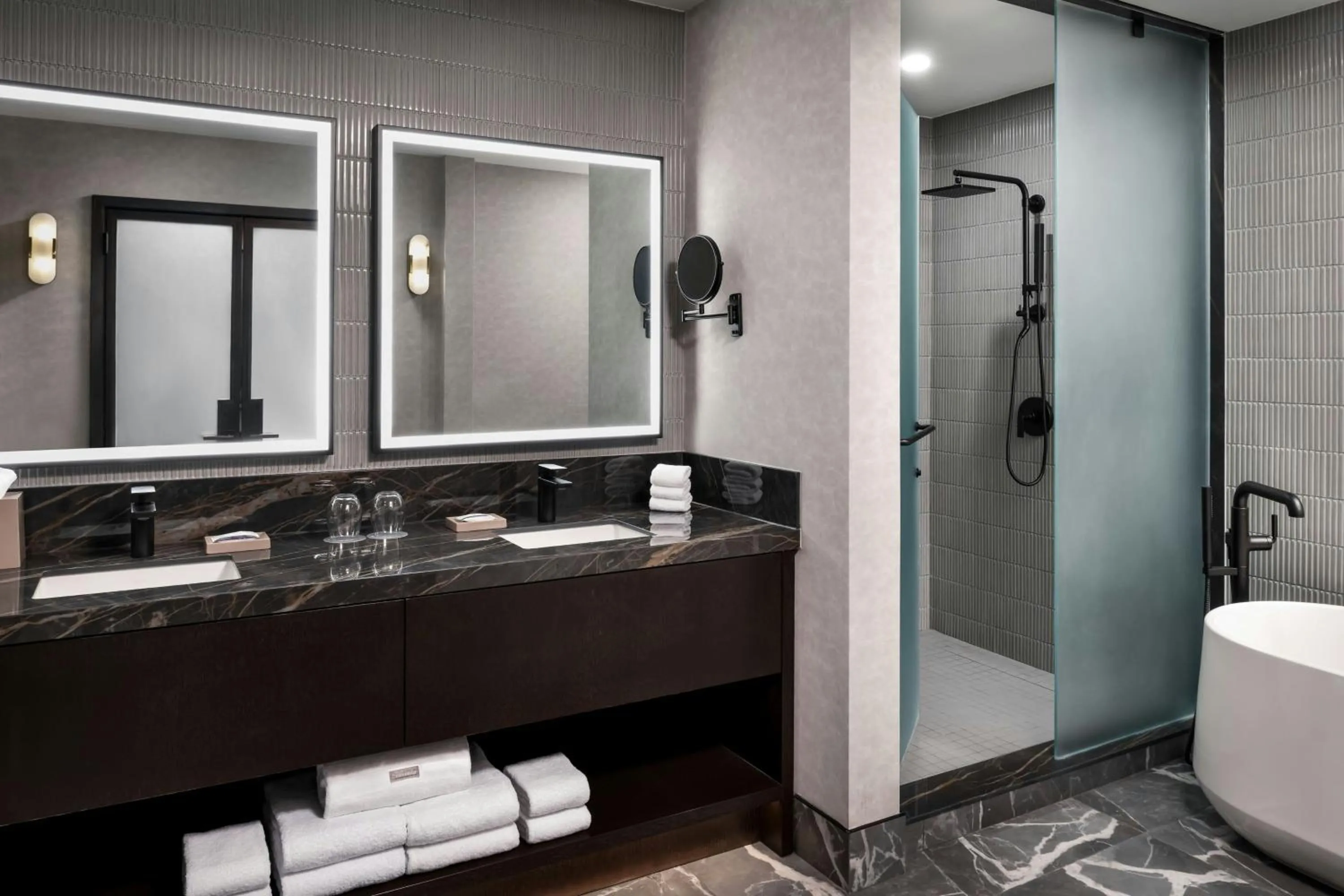Bathroom in The Westin Harbour Castle, Toronto
