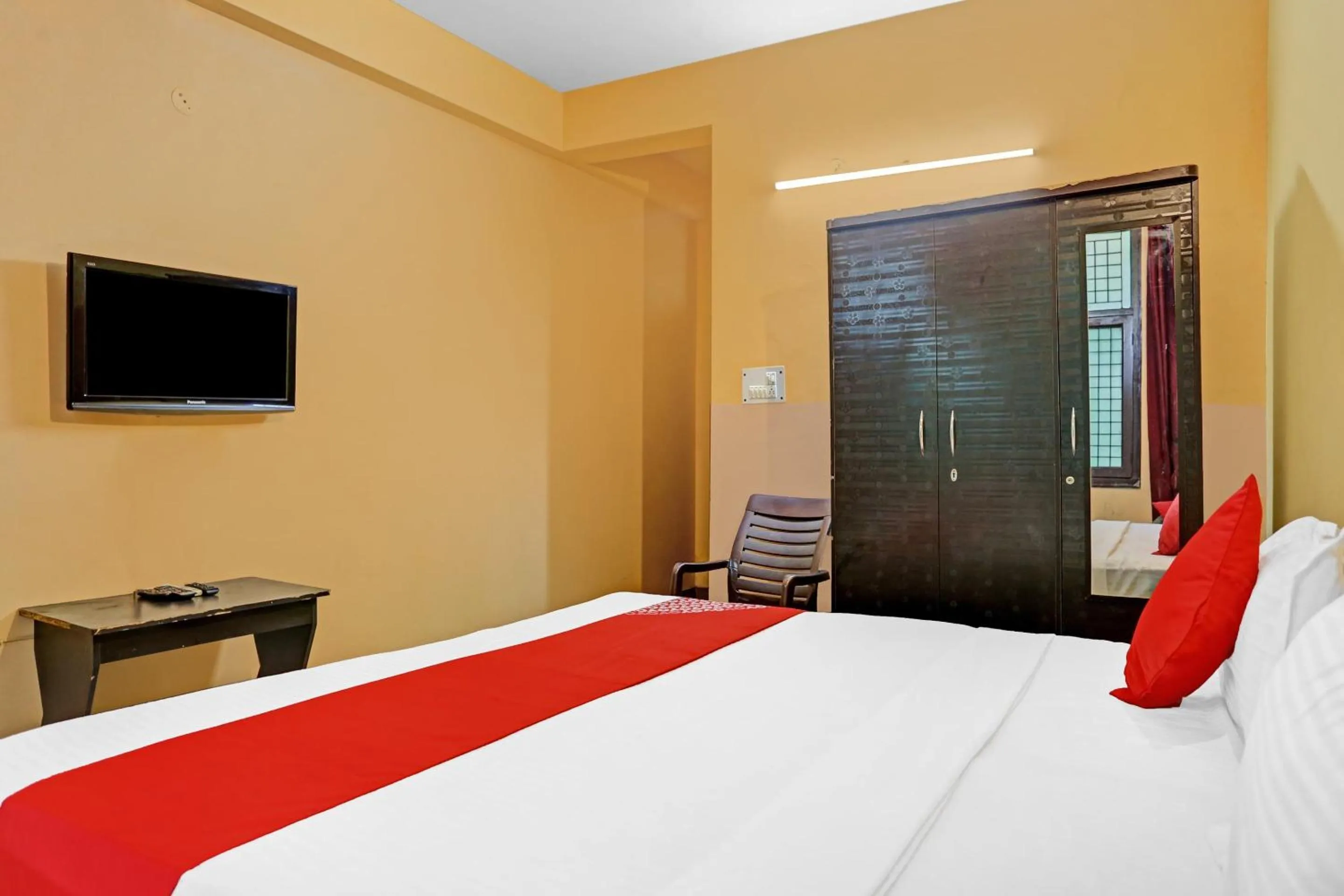 Bedroom, Bed in Hotel O Prince Residency