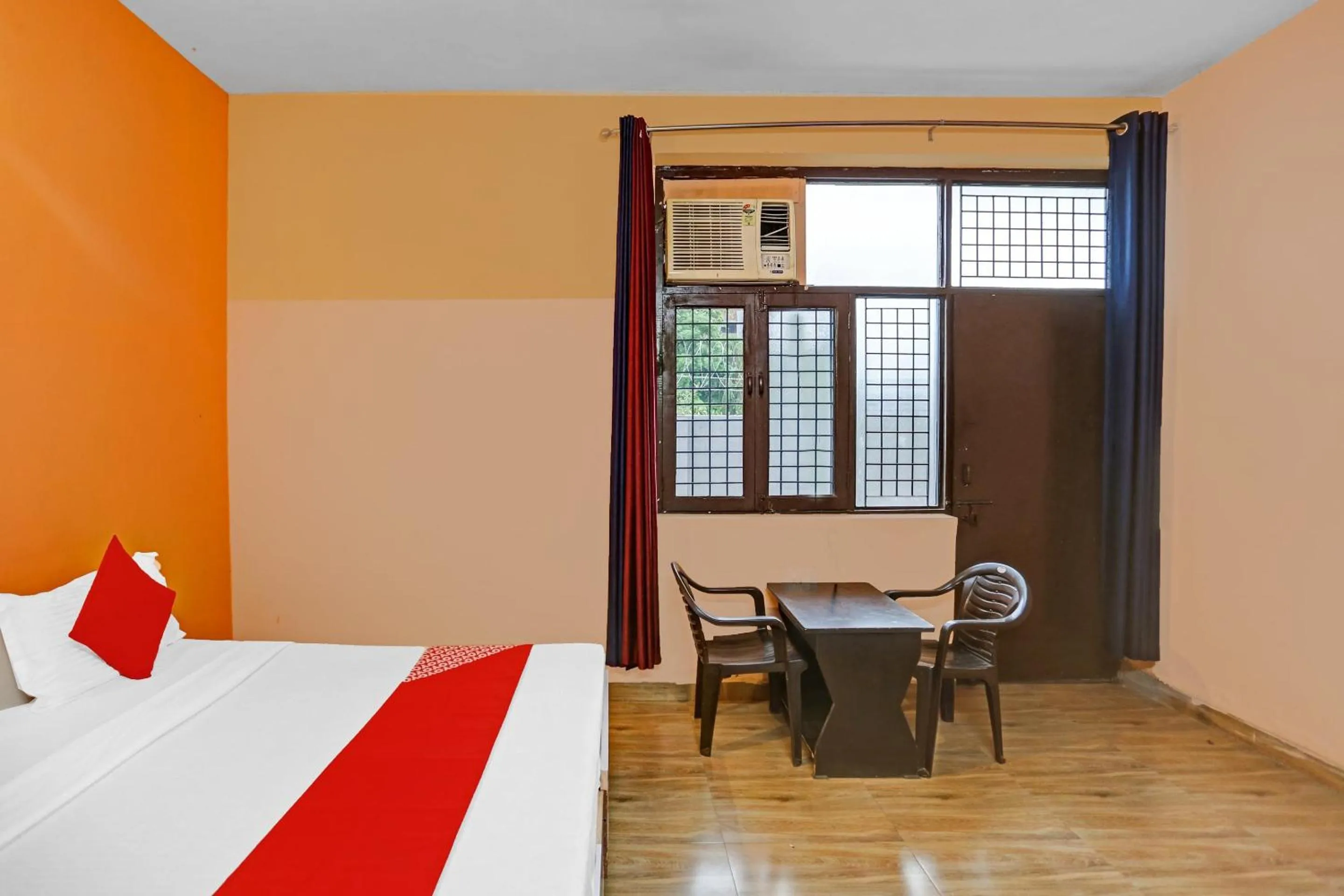 Bedroom in Hotel O Prince Residency