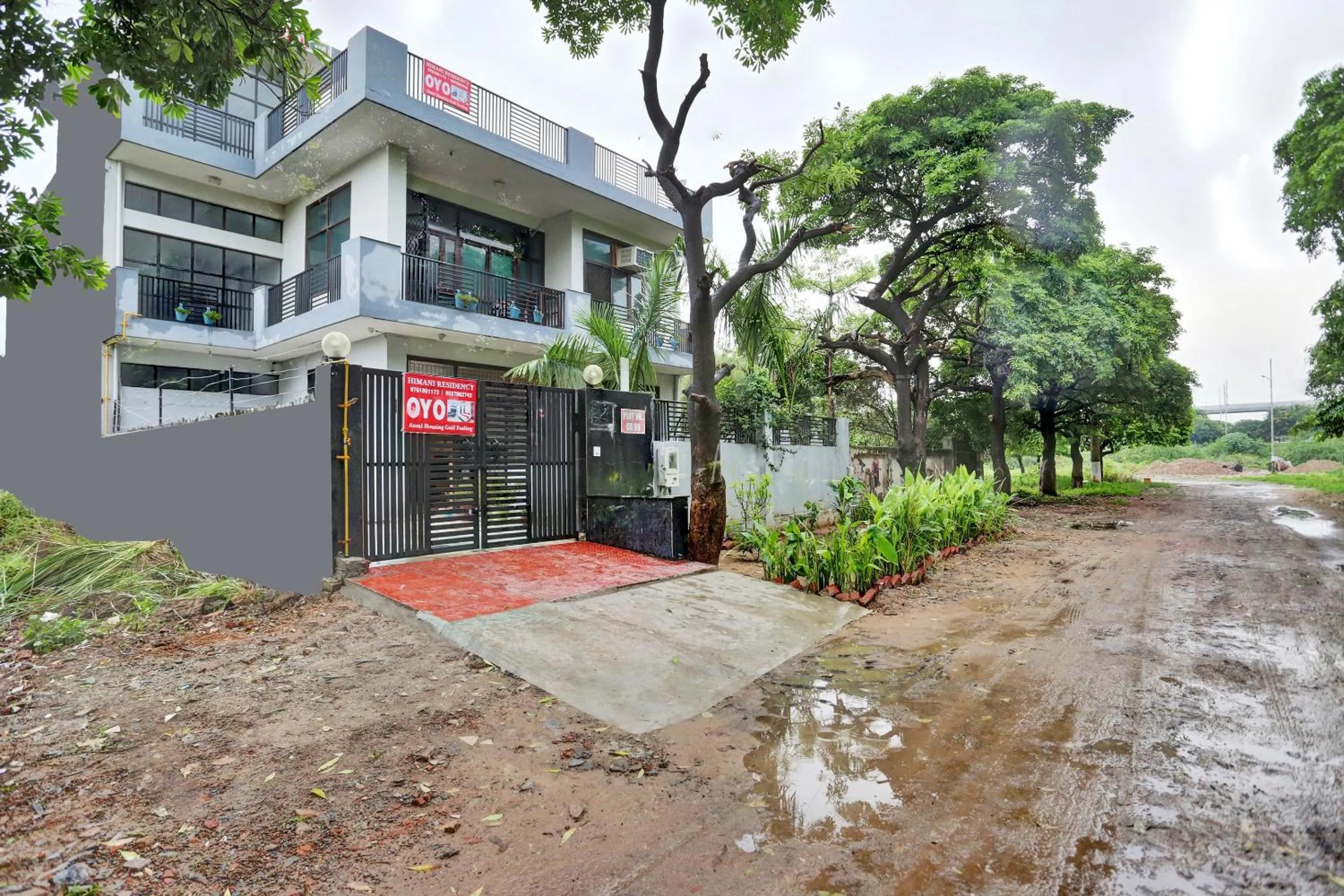 Facade/entrance in Hotel O Prince Residency