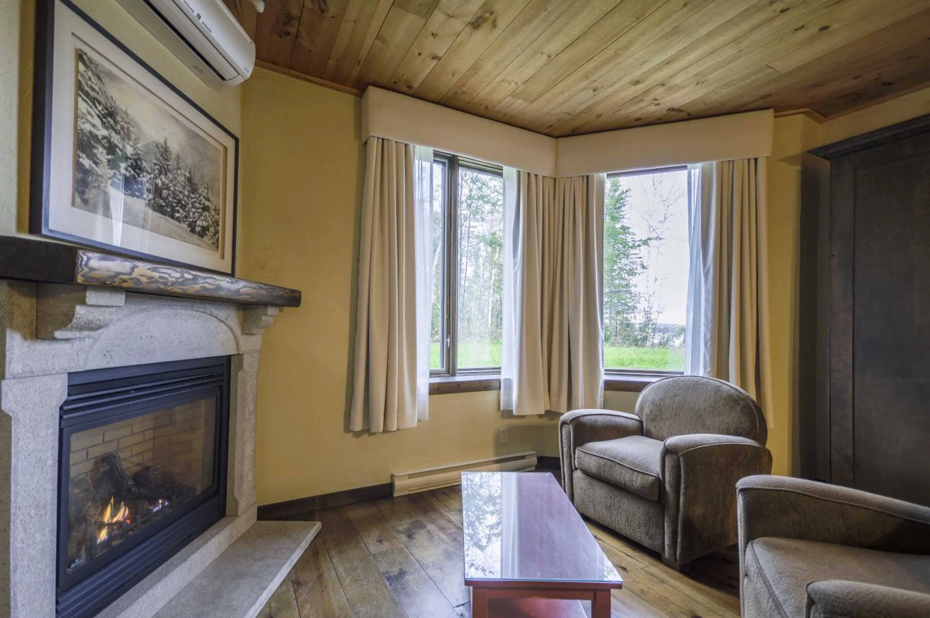 Auberge du Lac Taureau et Condos