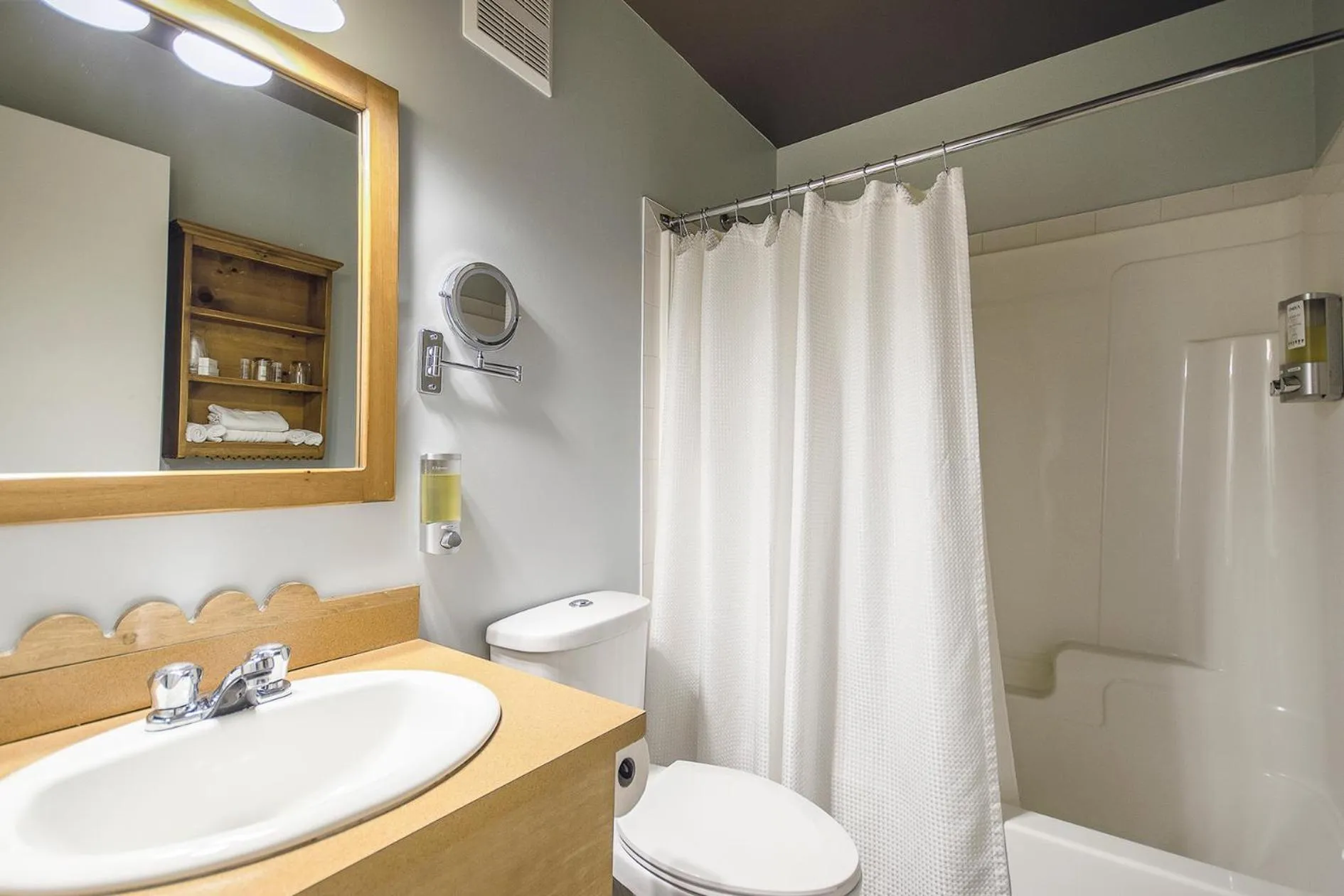 Auberge du Lac Taureau et Condos