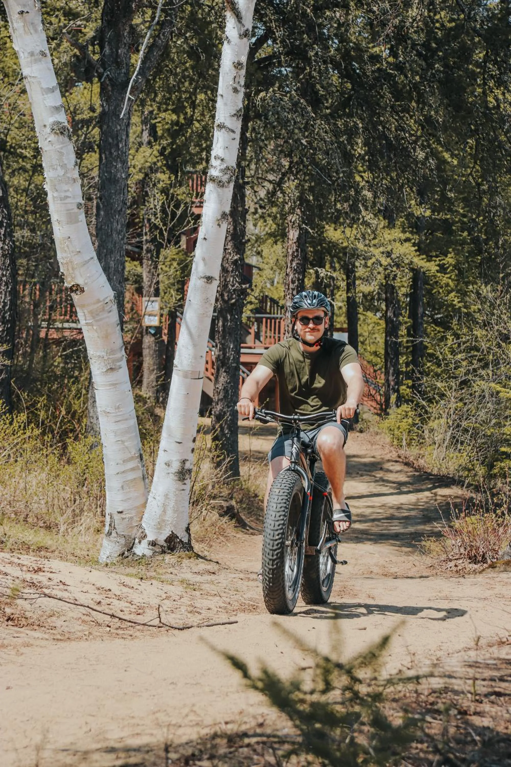 Cycling in Auberge du Lac Taureau et Condos