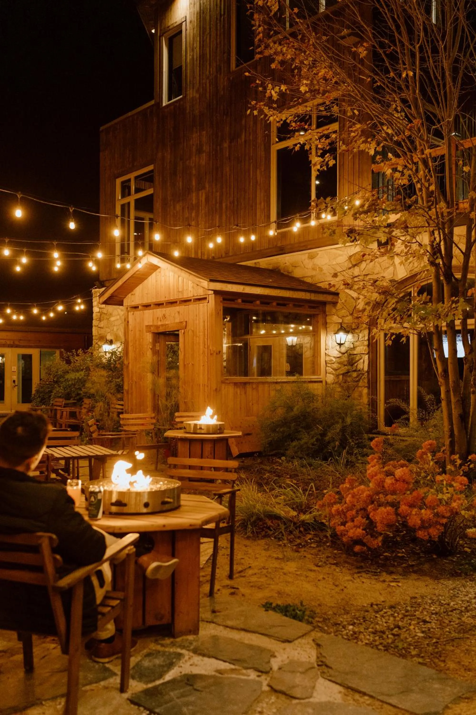 Property building in Auberge du Lac Taureau et Condos
