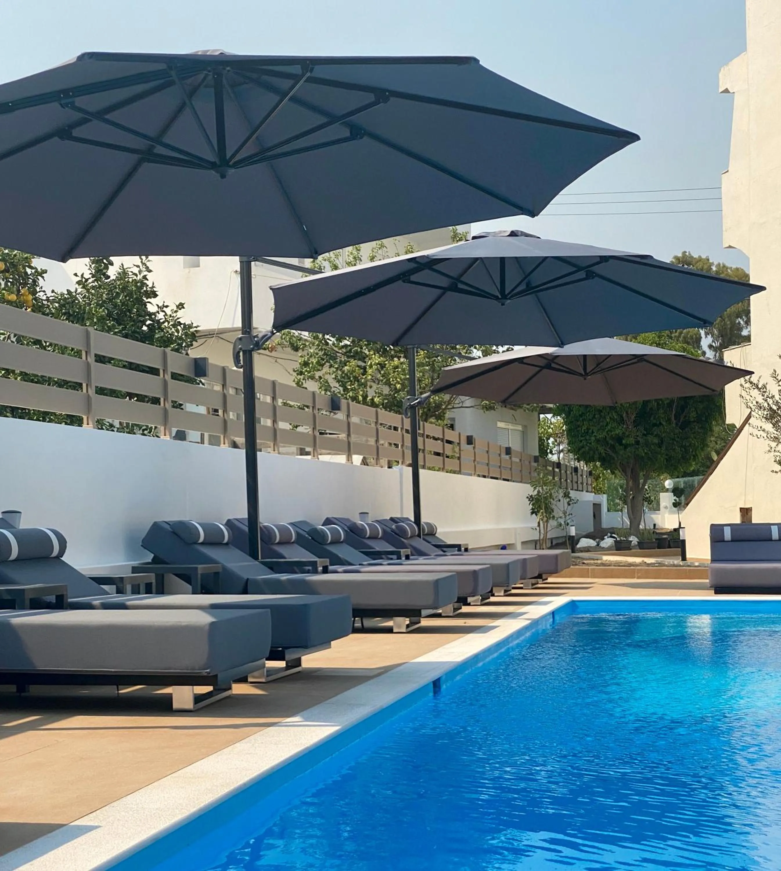 Swimming pool in Penélope Hotel