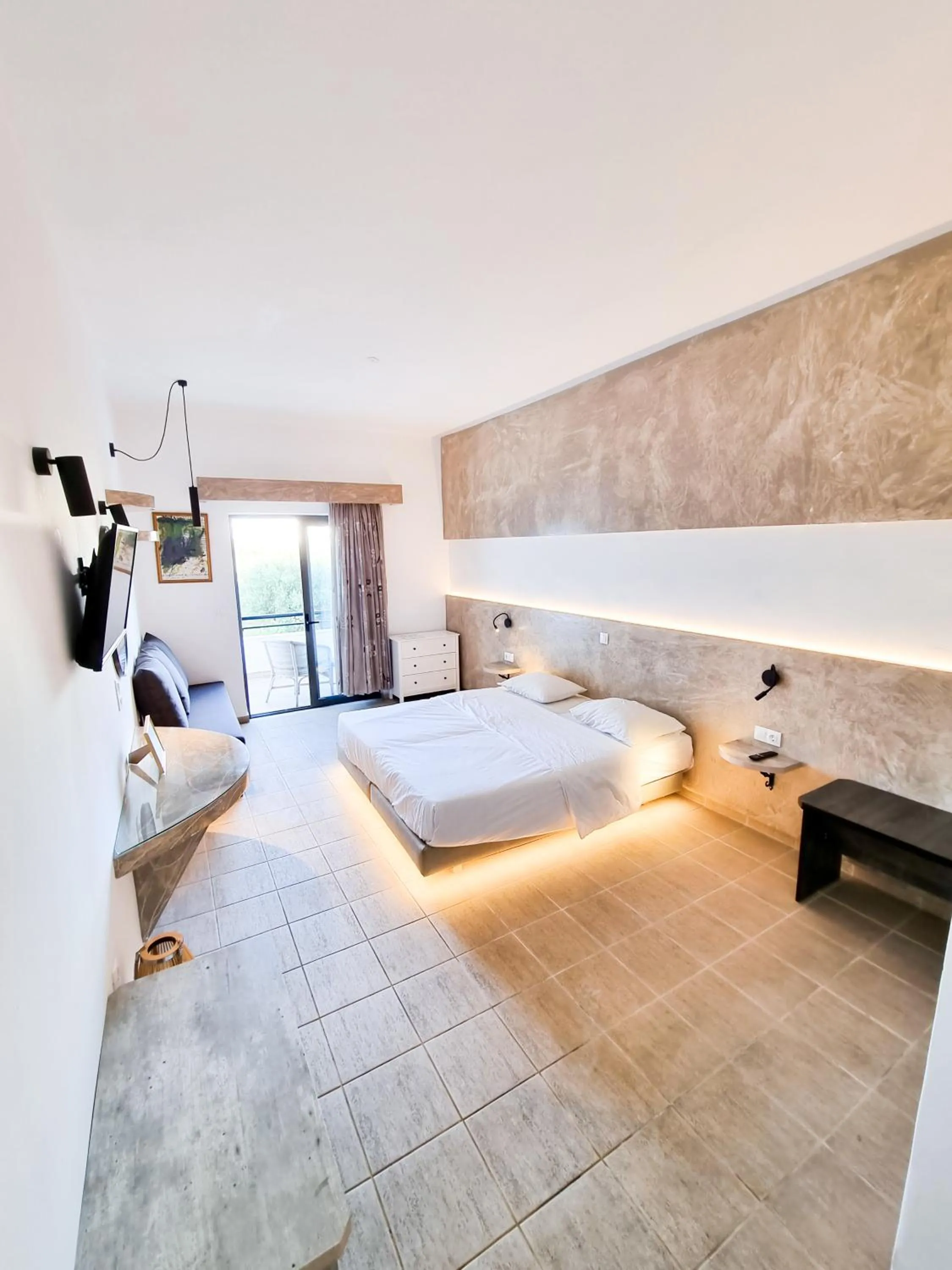 Photo of the whole room, Bed in Penélope Hotel