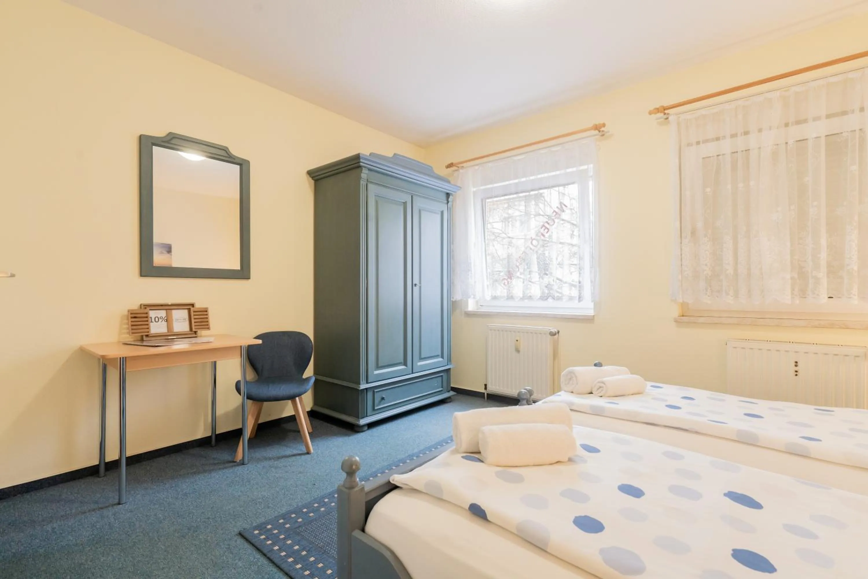 Photo of the whole room in Hotel Dori´s 108