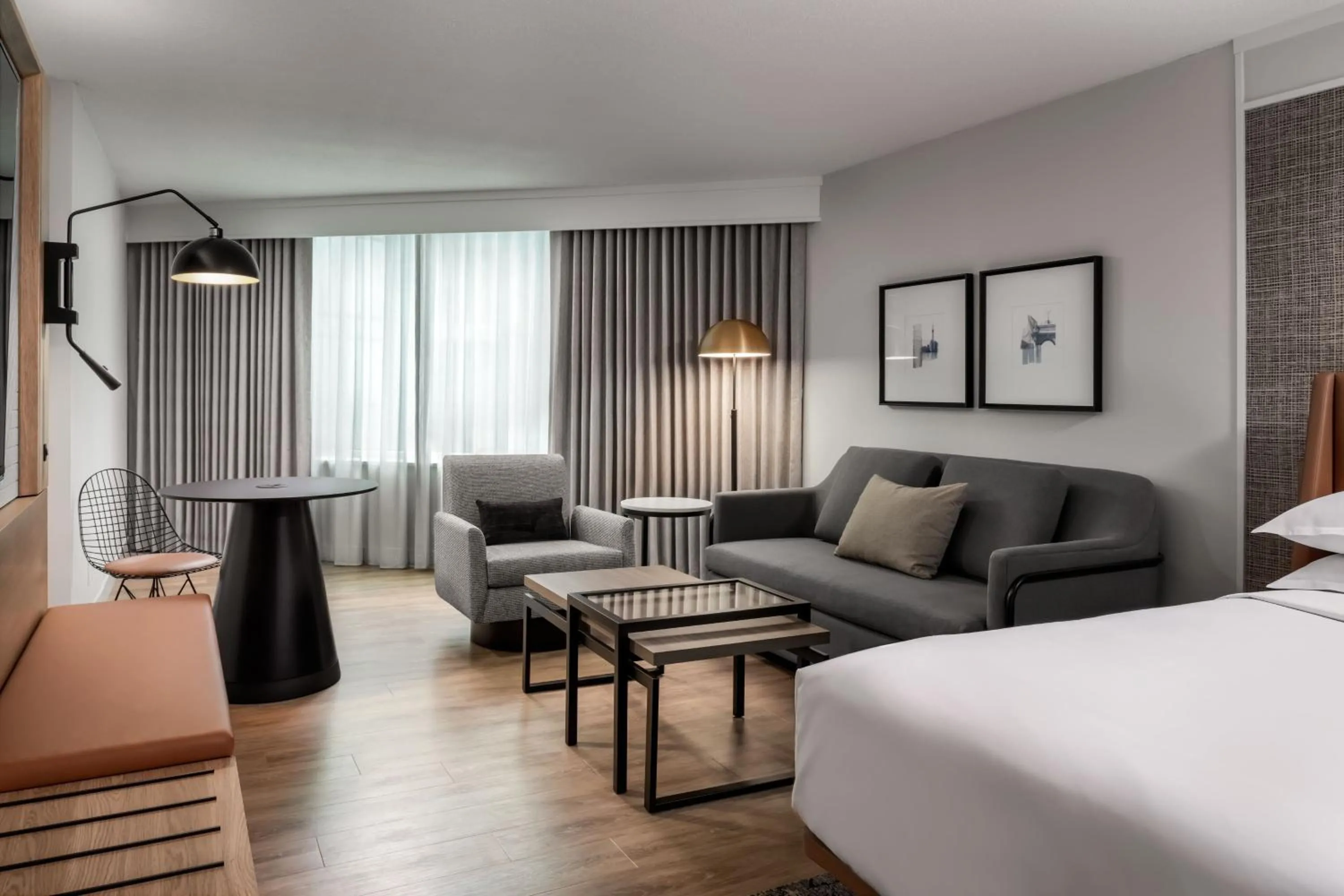 Bedroom, Bed in Sheraton Gateway Hotel in Toronto International Airport