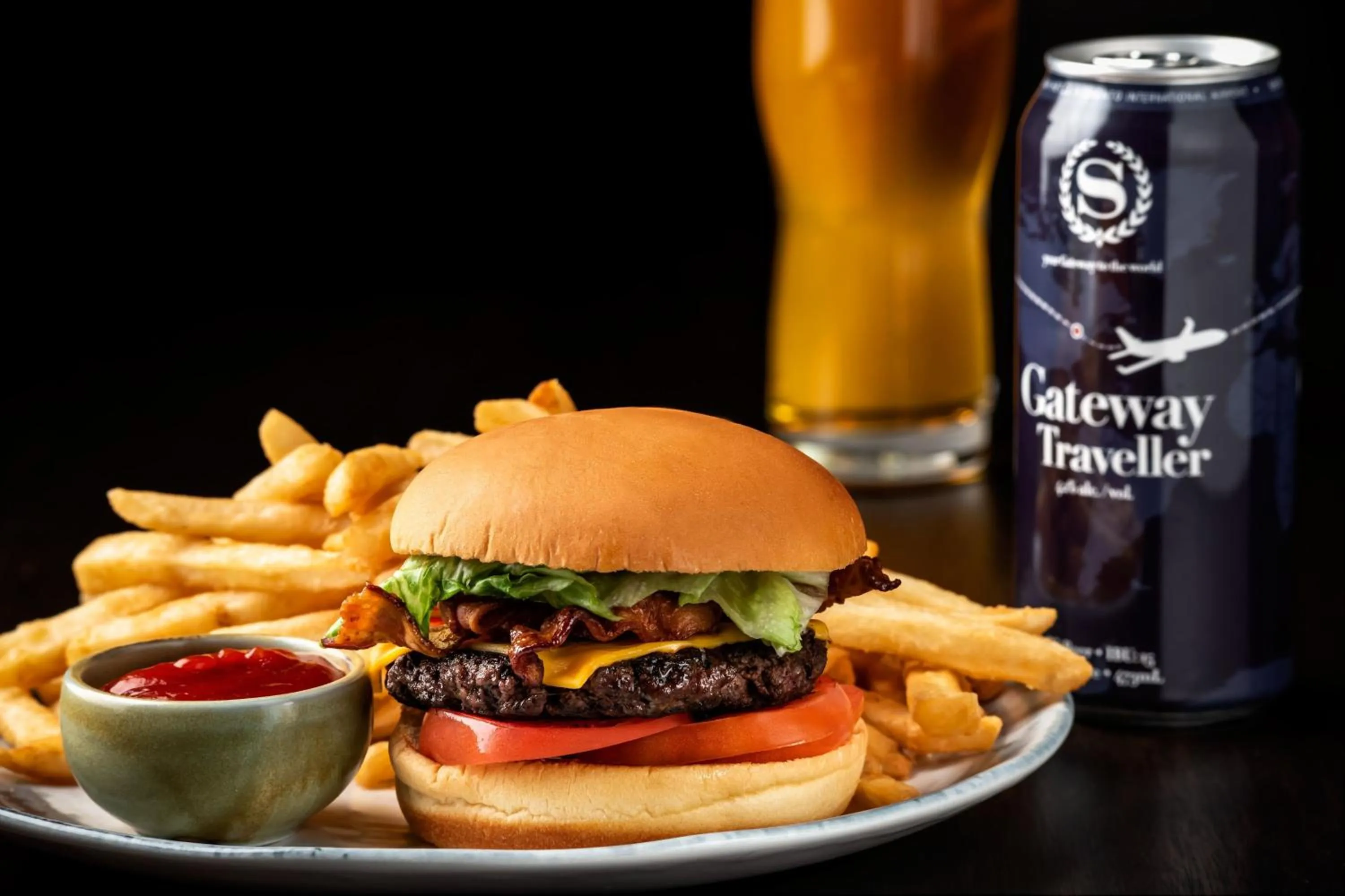 Restaurant/places to eat in Sheraton Gateway Hotel in Toronto International Airport