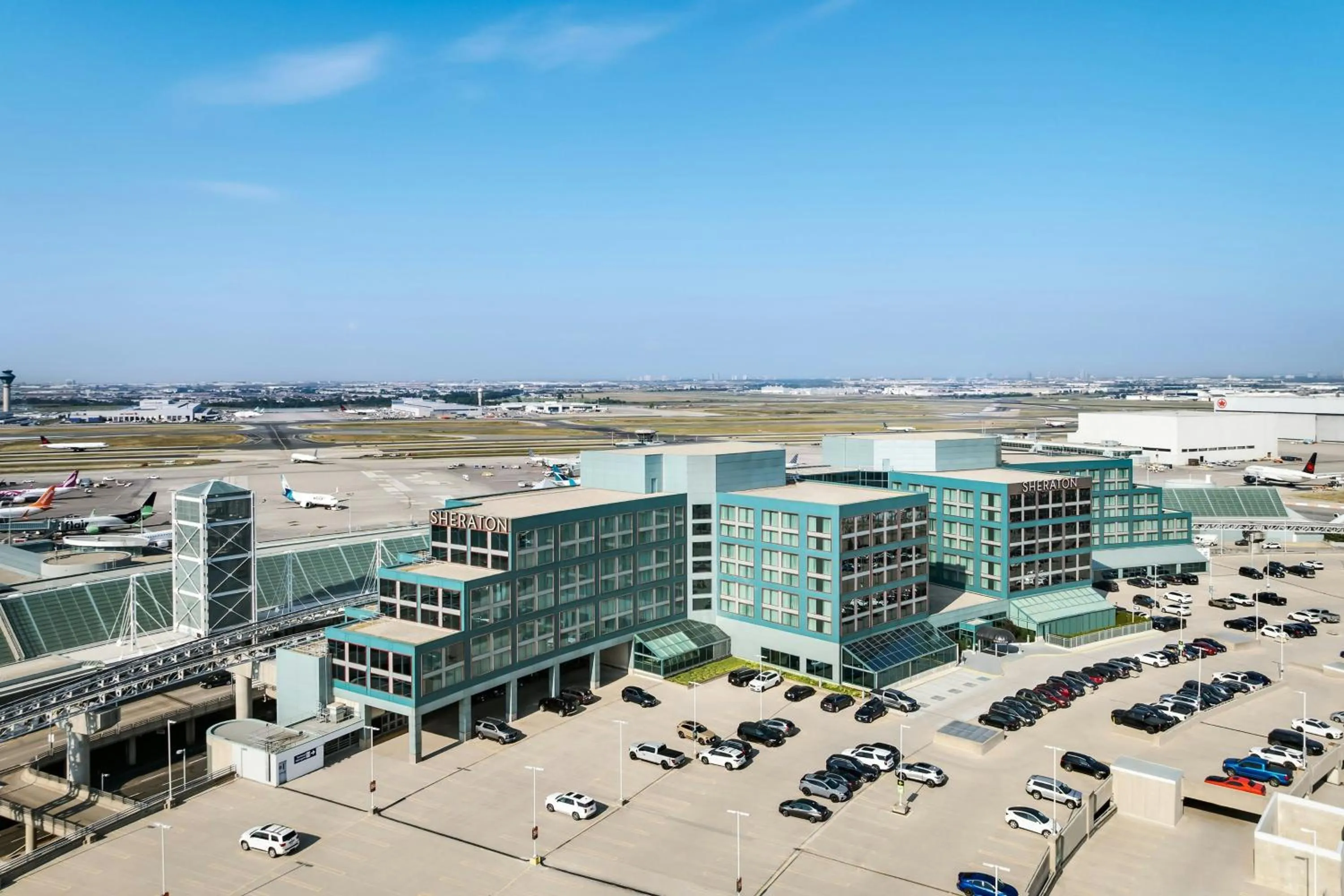 View (from property/room) in Sheraton Gateway Hotel in Toronto International Airport