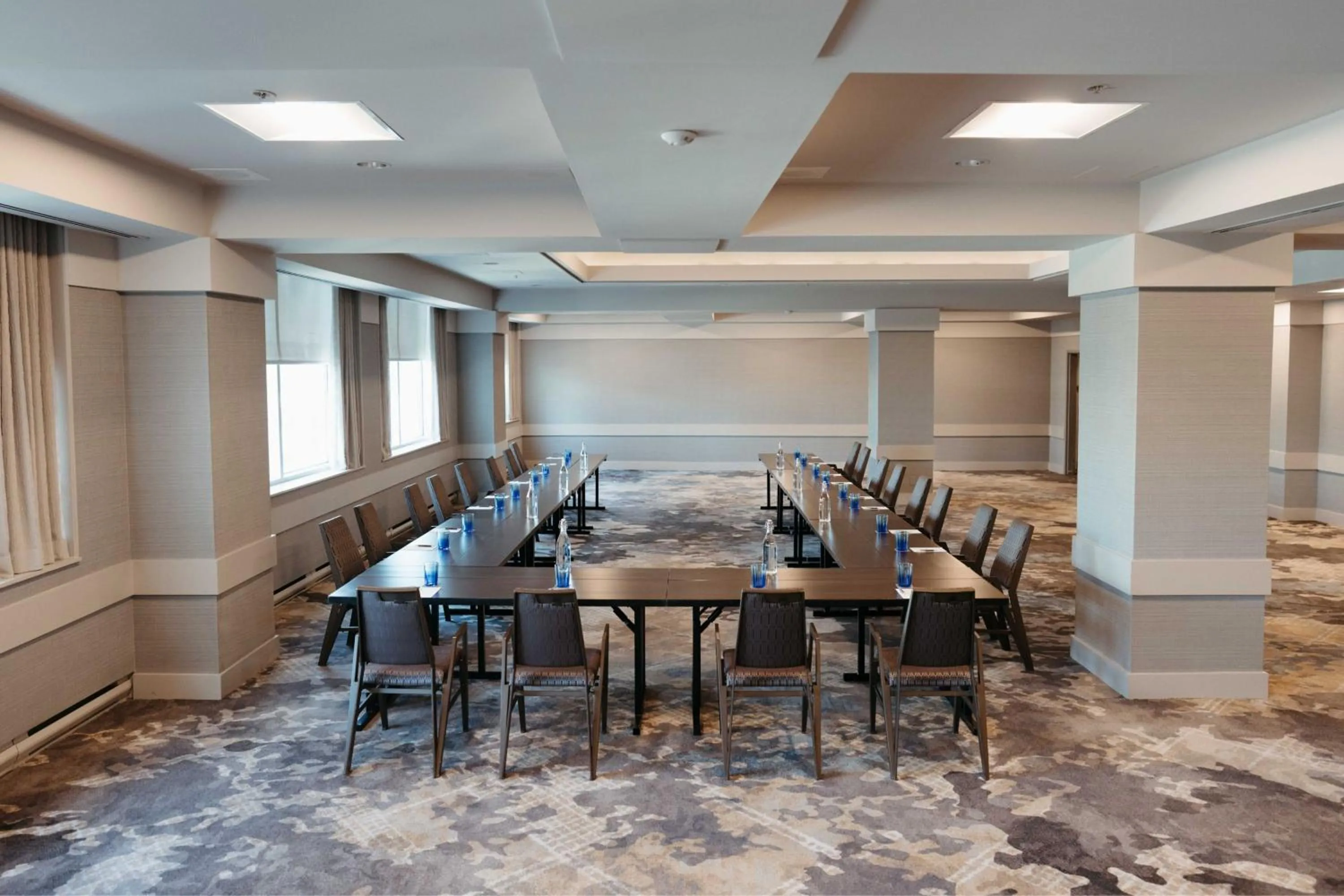 Meeting/conference room in Sheraton Gateway Hotel in Toronto International Airport