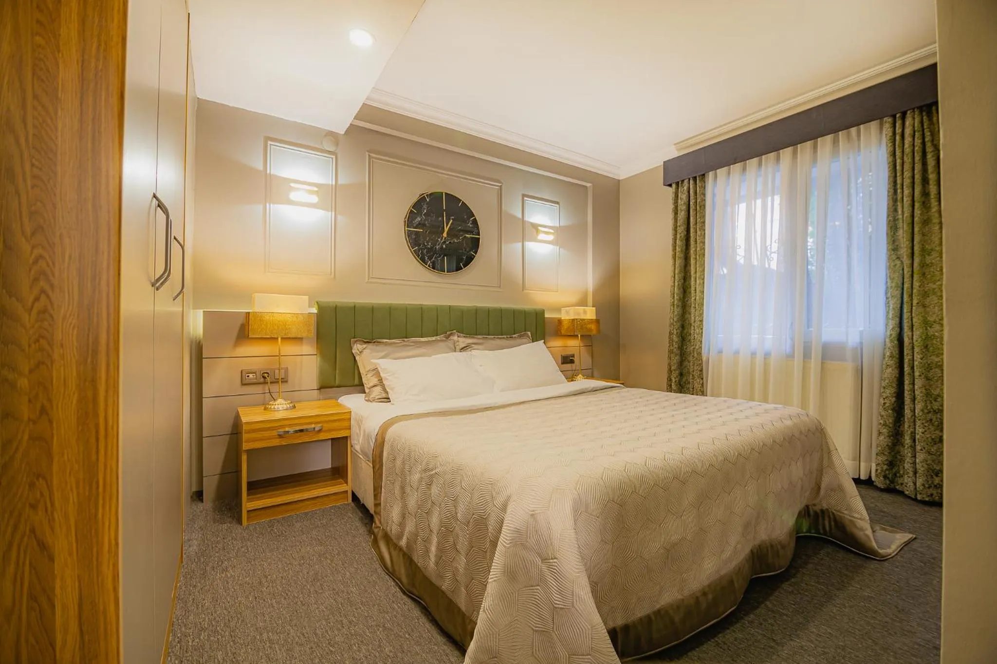 Bed in La Palace Exclusive Design