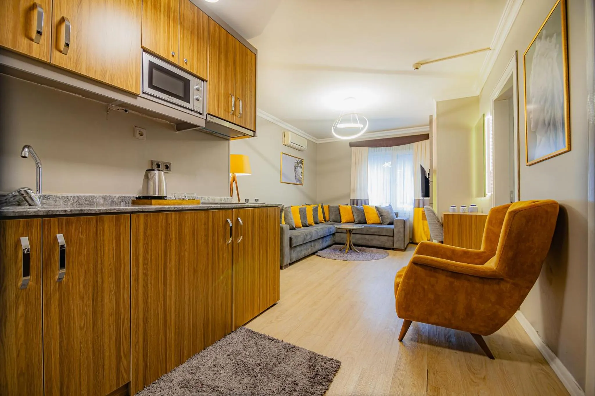 Kitchen or kitchenette in La Palace Exclusive Design